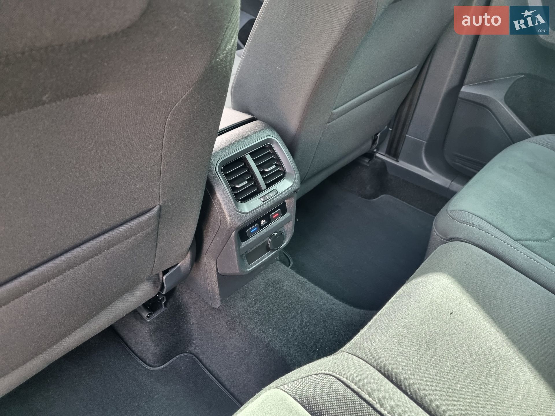Volkswagen Tiguan 2021 VIN WVGZZZ5NZMW048915 фото оголошення 25 з 49