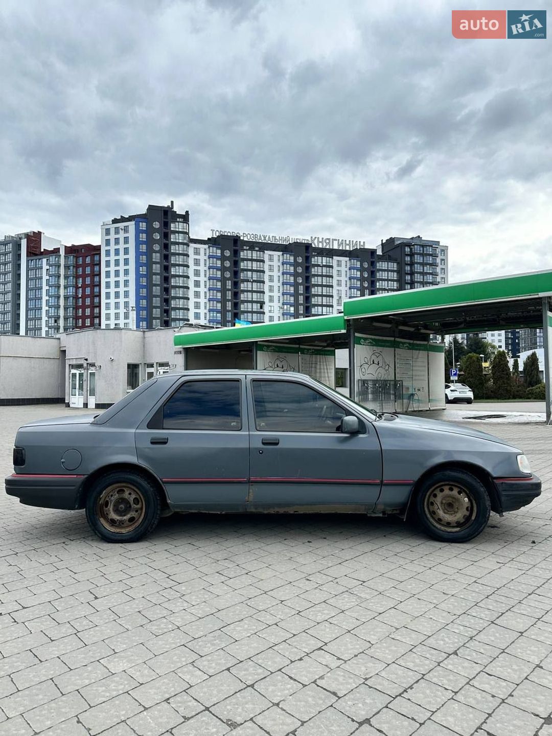 Ford Sierra 1988 VIN WF0FXXGBBFJA73396 фото оголошення 8 з 20