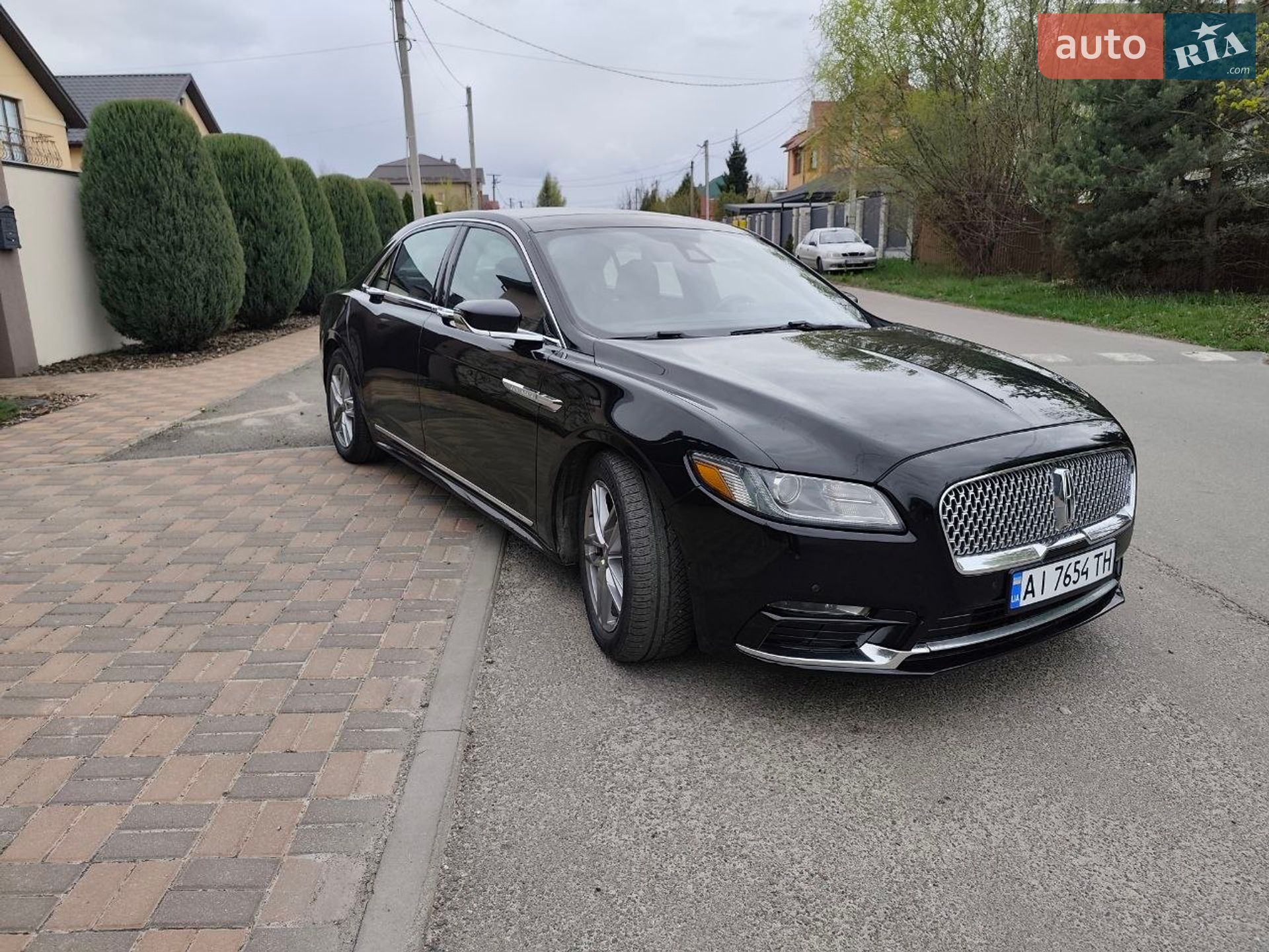 Lincoln Continental 2017 VIN 1LN6L9NC7H5636336 фото оголошення 3 з 14