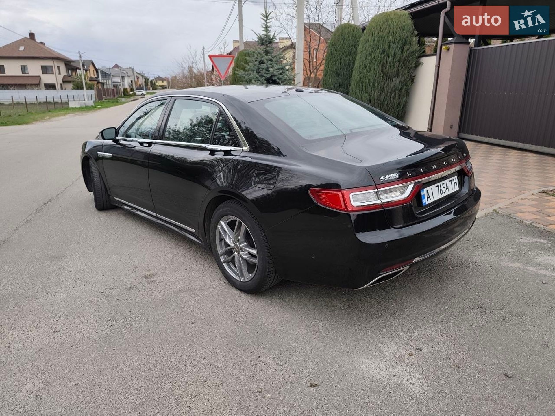 Lincoln Continental 2017 VIN 1LN6L9NC7H5636336 фото оголошення 6 з 14
