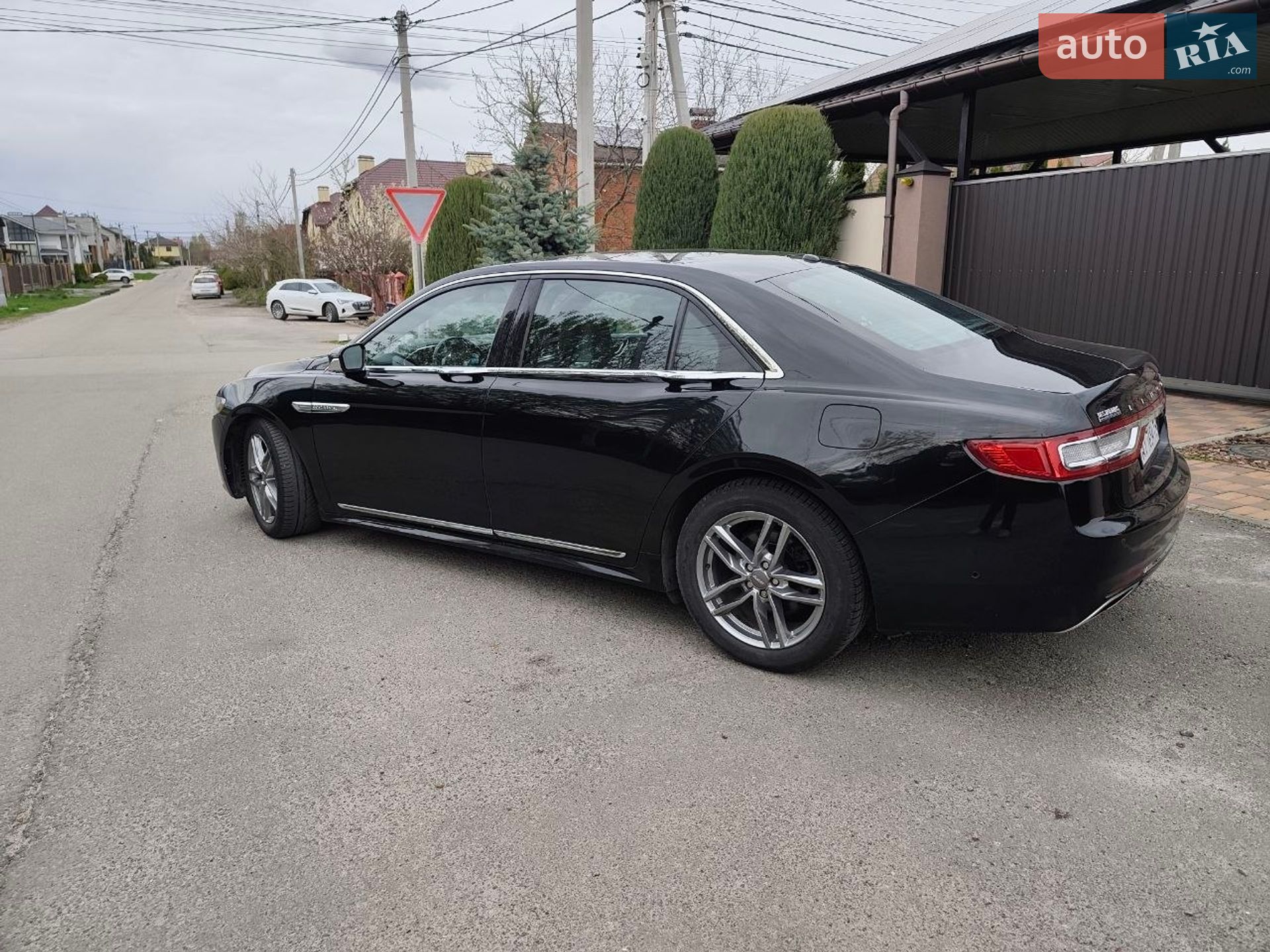 Lincoln Continental 2017 VIN 1LN6L9NC7H5636336 фото оголошення 7 з 14