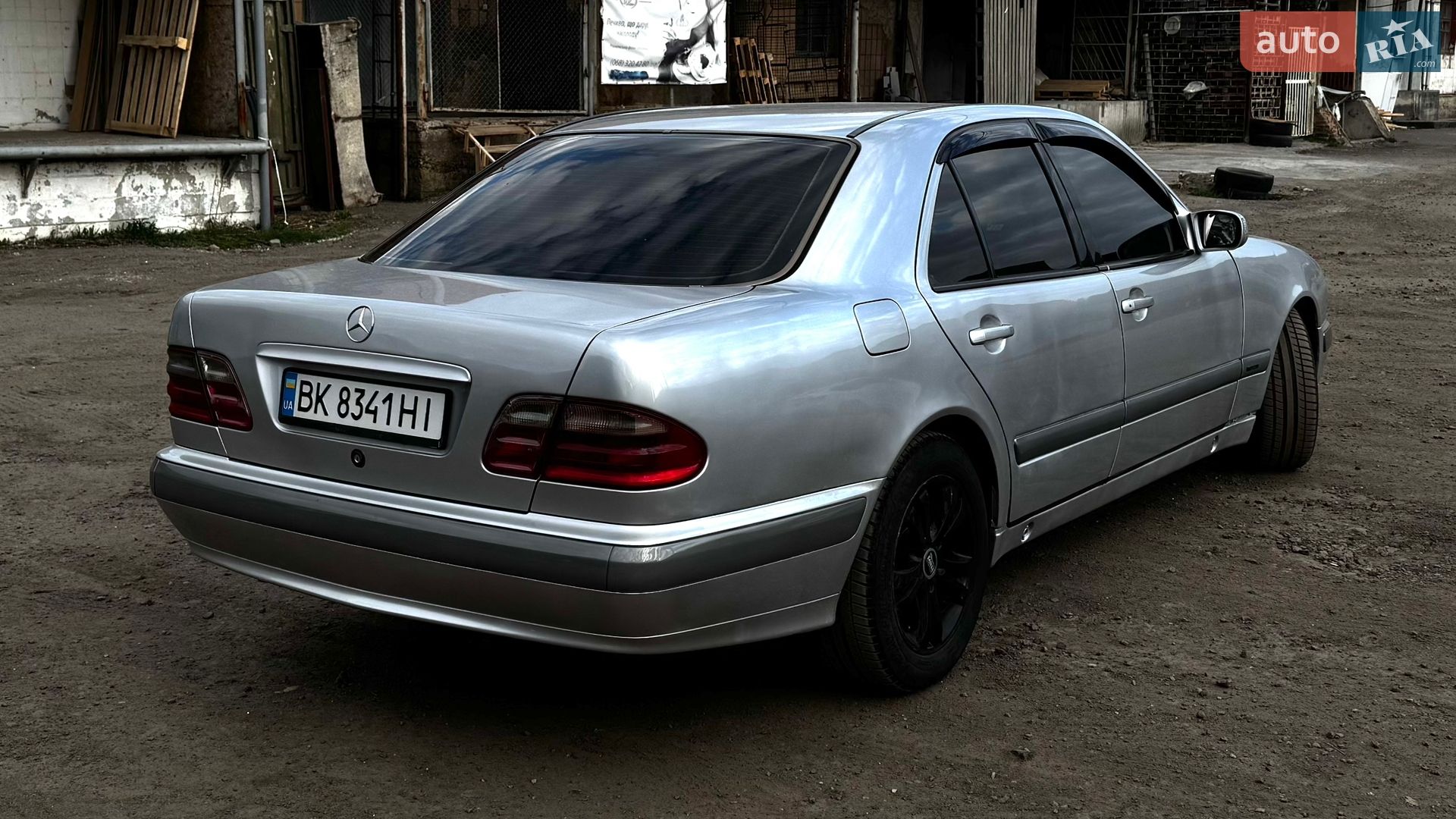 Mercedes-Benz E-Class 2000 VIN WDB2100481B250549 фото оголошення 3 з 22