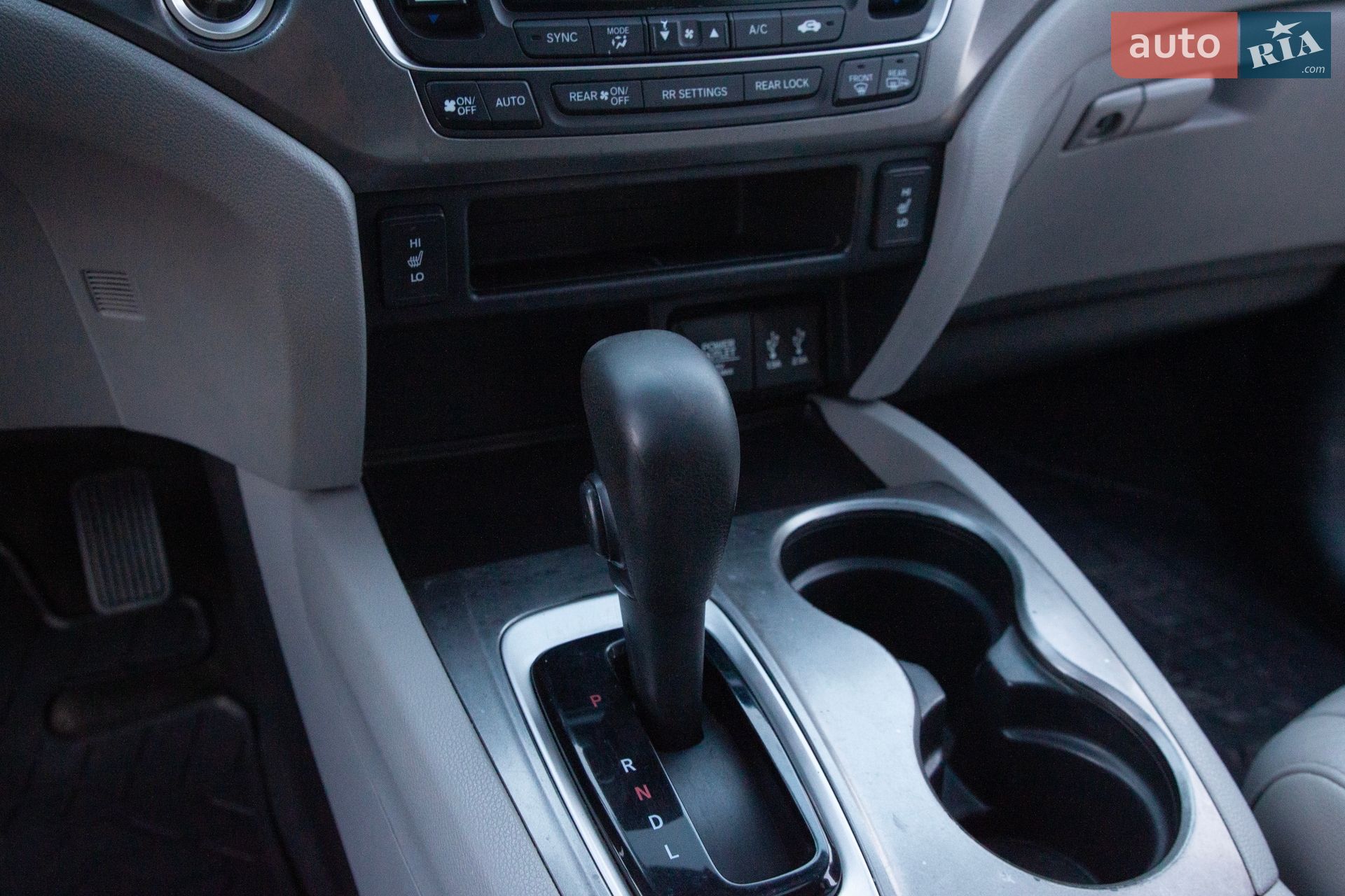 Honda Pilot 2015 VIN 5FNYF6H58GB025096 фото оголошення 19 з 28