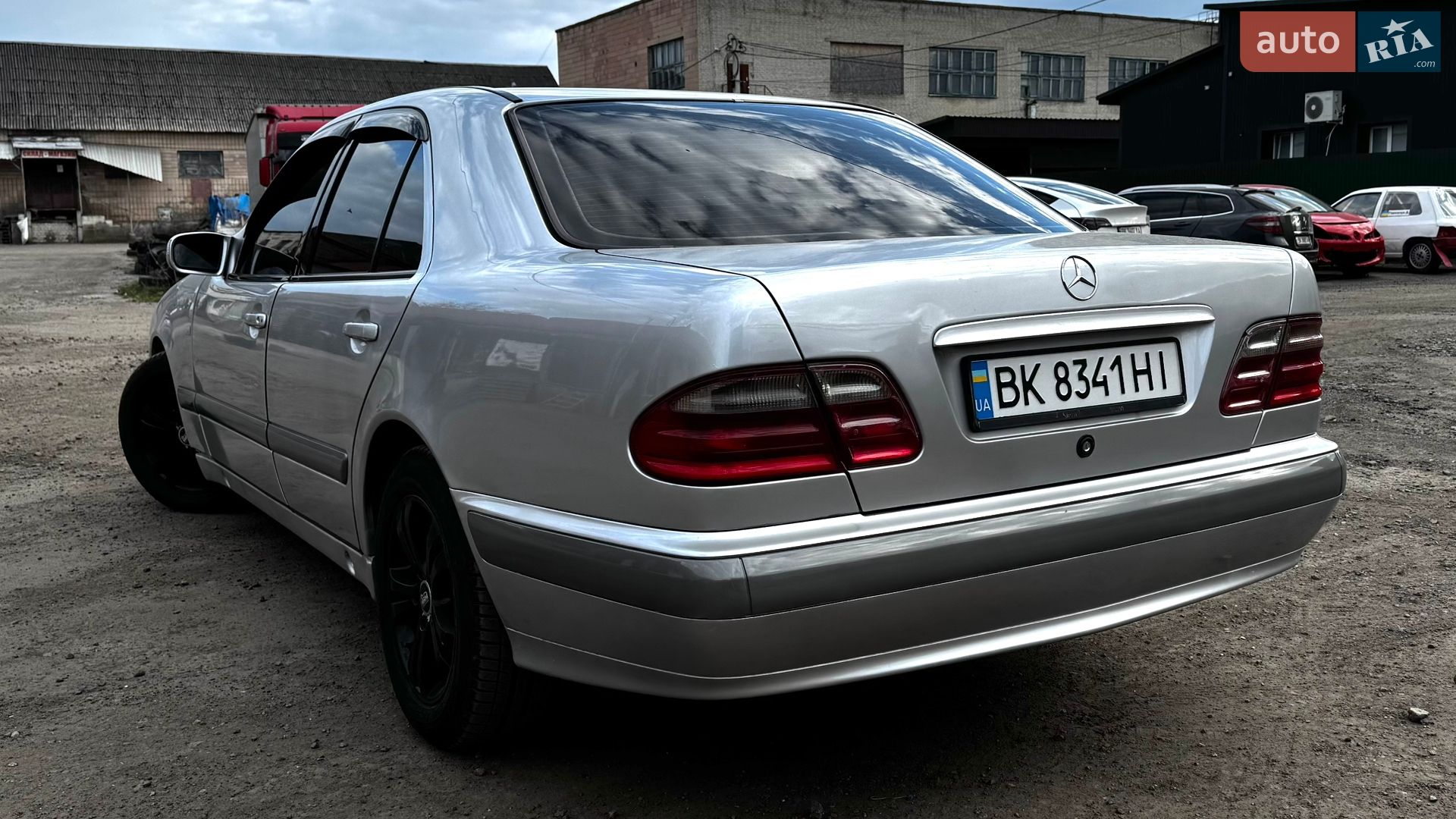 Mercedes-Benz E-Class 2000 VIN WDB2100481B250549 фото оголошення 4 з 22