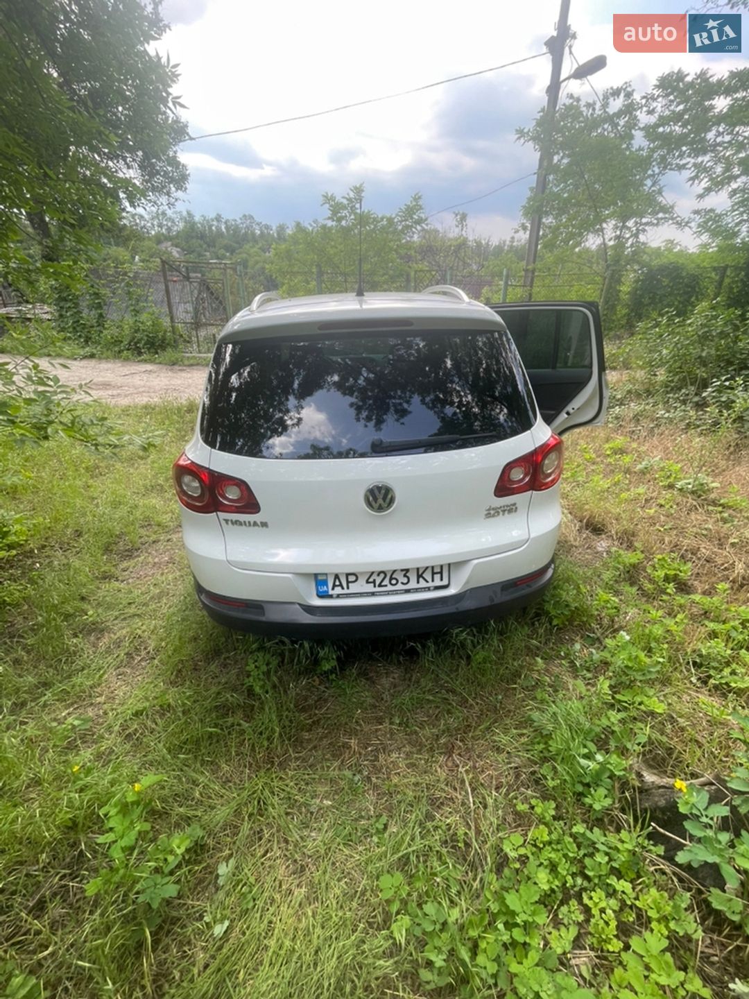 Volkswagen Tiguan 2011 VIN WVGZZZ5NZBW559497 фото оголошення 4 з 6
