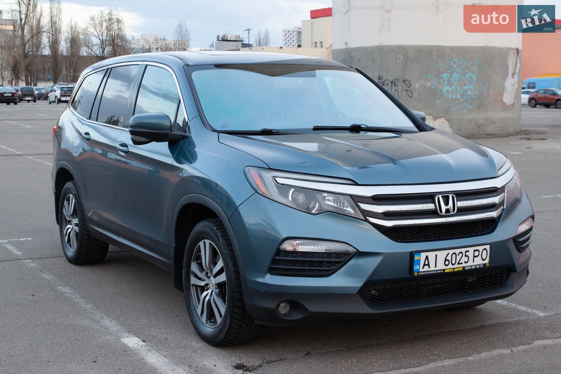 Honda Pilot 2015 VIN 5FNYF6H58GB025096 фото оголошення 4 з 28