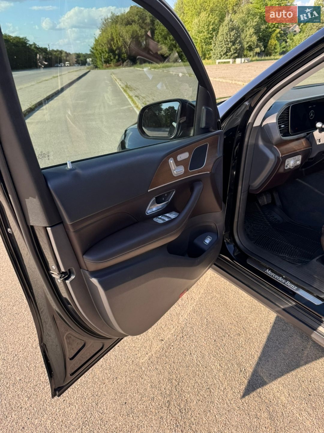 Mercedes-Benz Gle 300D 2019 VIN WDC1671191A047282 фото оголошення 26 з 35
