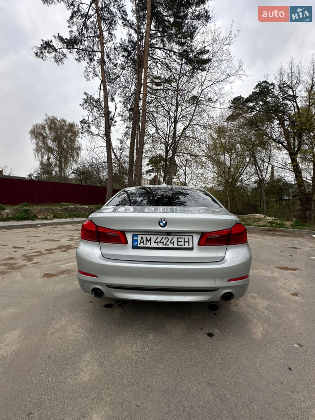 BMW 5 Series 2019 VIN WBAJF51030GM57629 фото оголошення 8 з 39