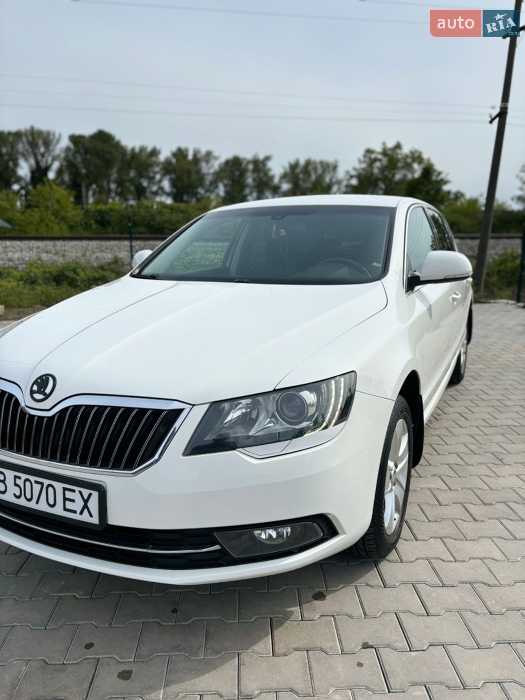 Skoda Superb 2014 VIN TMBAB43T1EB301013 фото оголошення 3 з 24