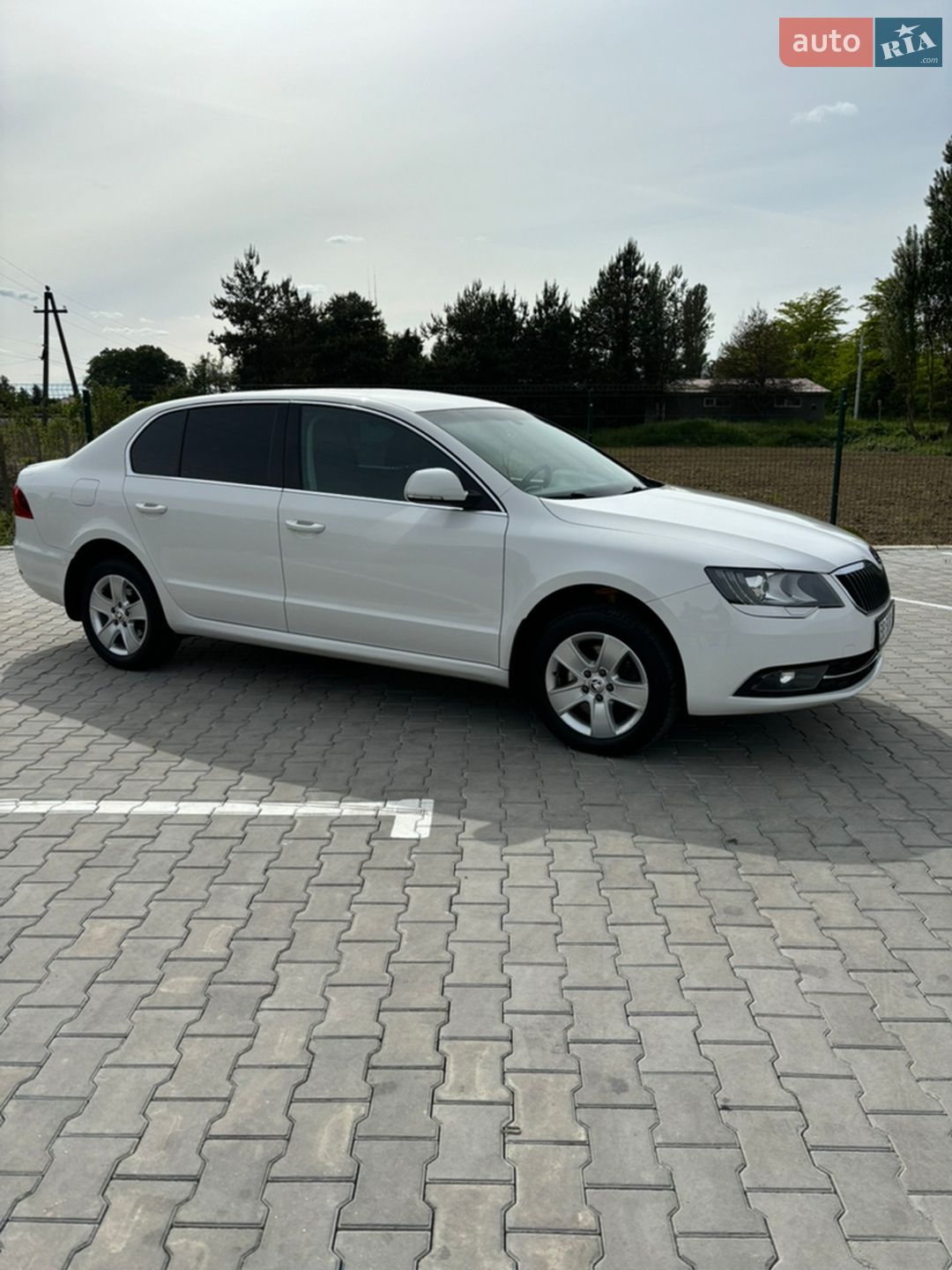 Skoda Superb 2014 VIN TMBAB43T1EB301013 фото оголошення 24 з 24