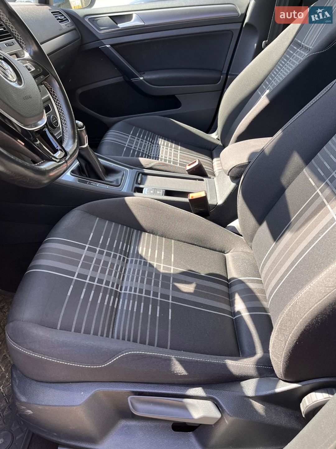Volkswagen Golf 2015 VIN WVWZZZAUZGP500489 фото оголошення 6 з 9