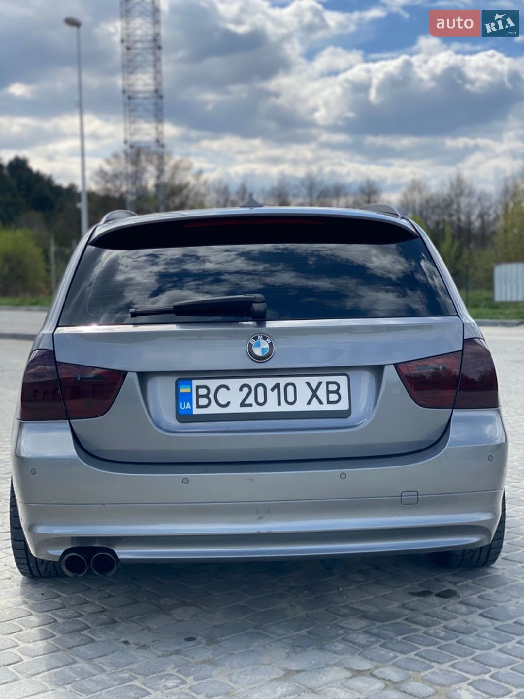 BMW 3 Series 2010 VIN WBAUY11060A907034 фото оголошення 9 з 23