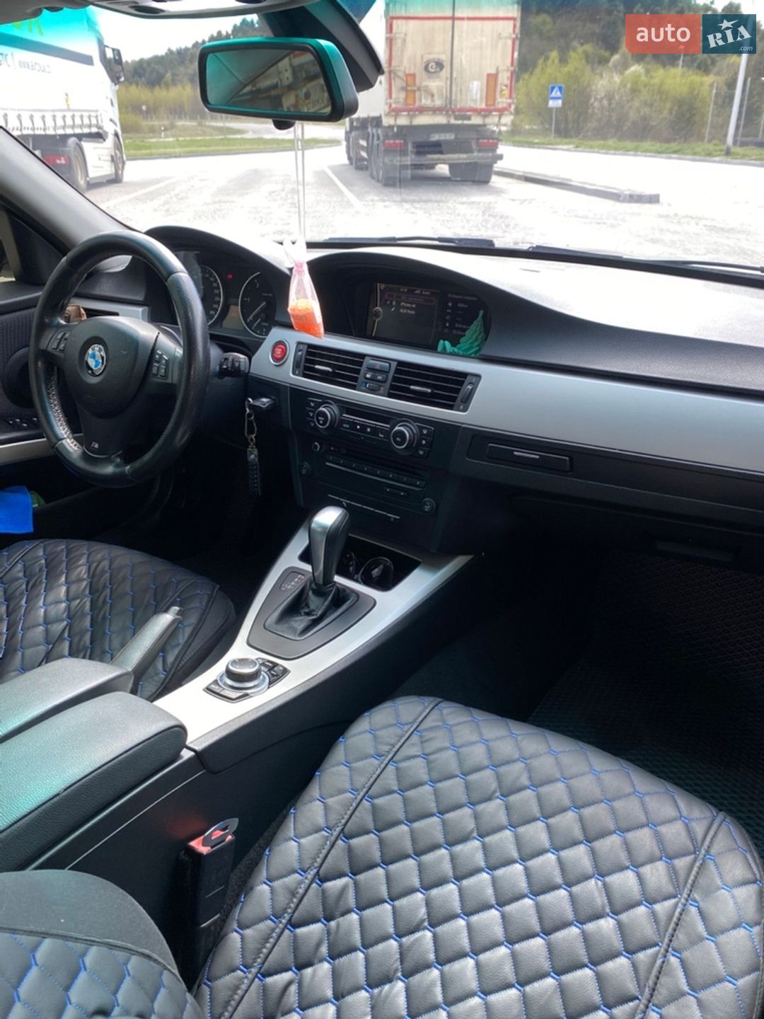 BMW 3 Series 2010 VIN WBAUY11060A907034 фото оголошення 20 з 23