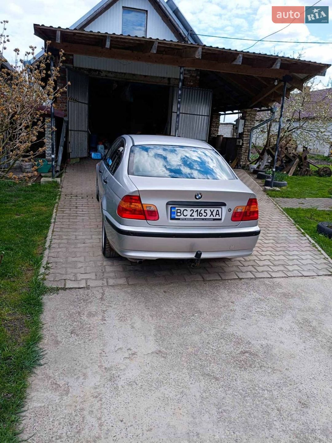 BMW 3 Series 2004 VIN WBAEY31010KS50931 фото оголошення 3 з 19