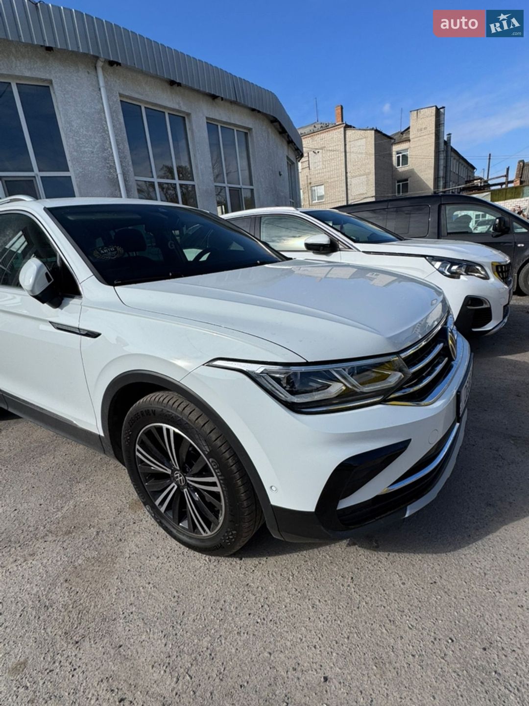 Volkswagen Tiguan 2023 VIN WVGZZZ5N9PW061226 фото оголошення 227 з 361