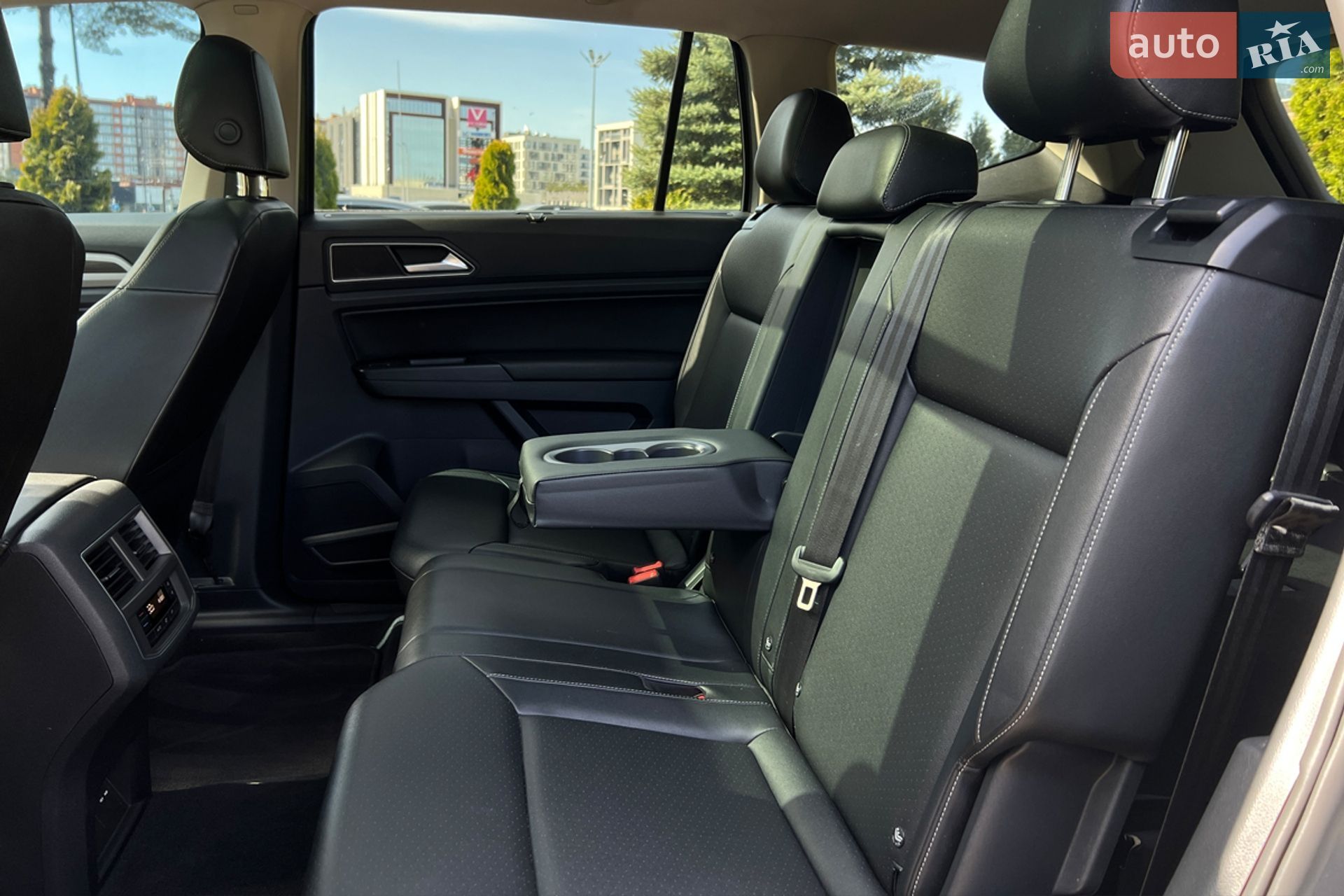 Volkswagen Atlas 2019 VIN 1V2ER2CA7KC604270 фото оголошення 24 з 26