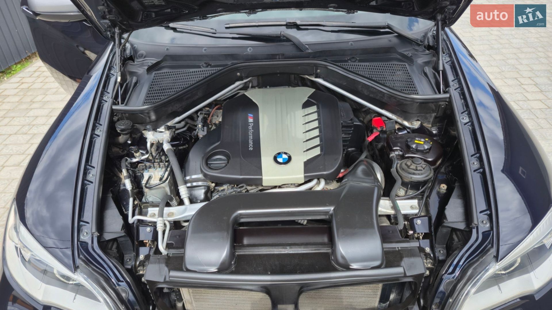 BMW X6 2013 VIN WBAFH810900B62564 фото оголошення 32 з 32