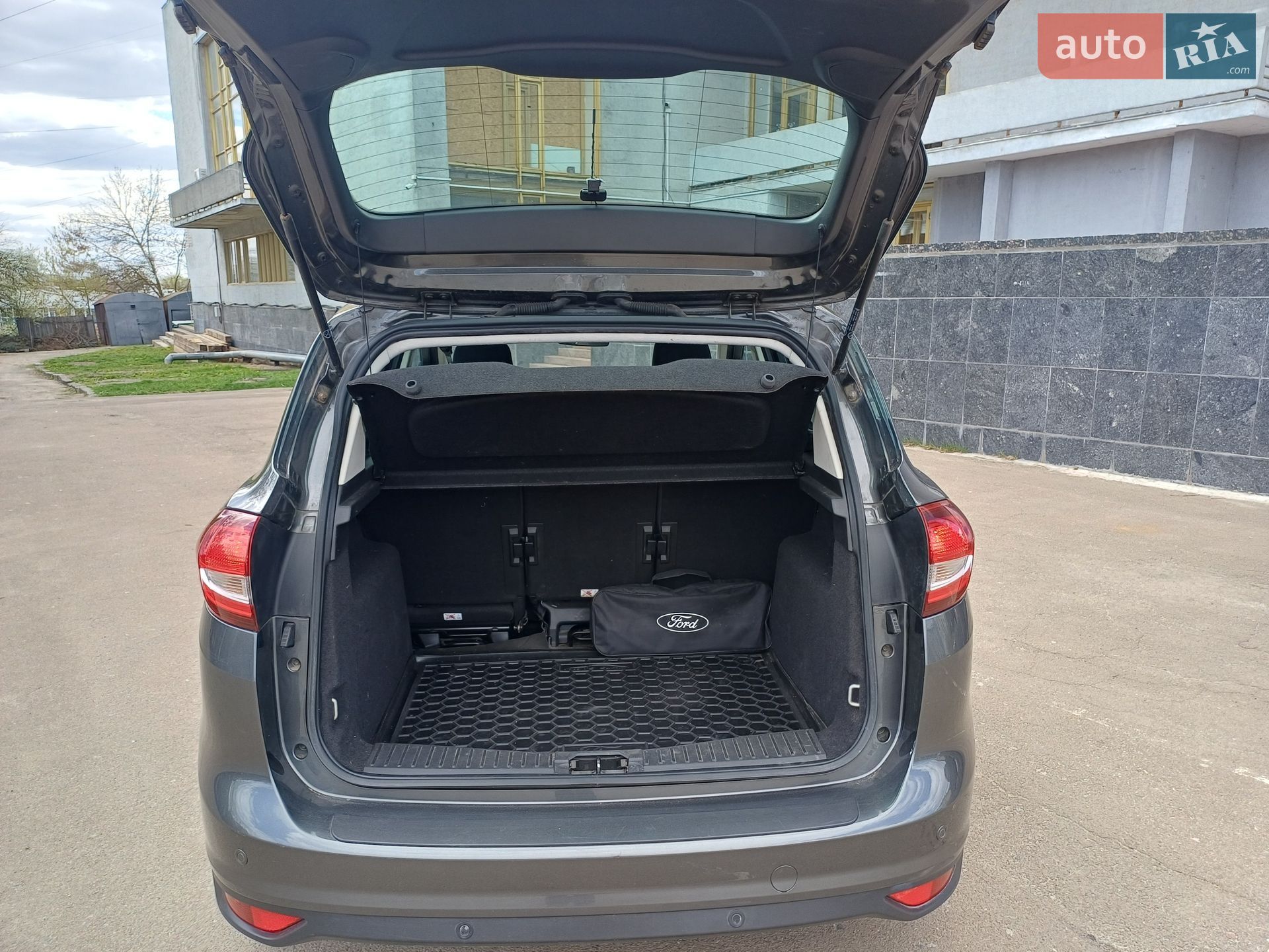 Ford C-Max 2016 VIN WF0VXXGCEVGT82976 фото оголошення 15 з 18