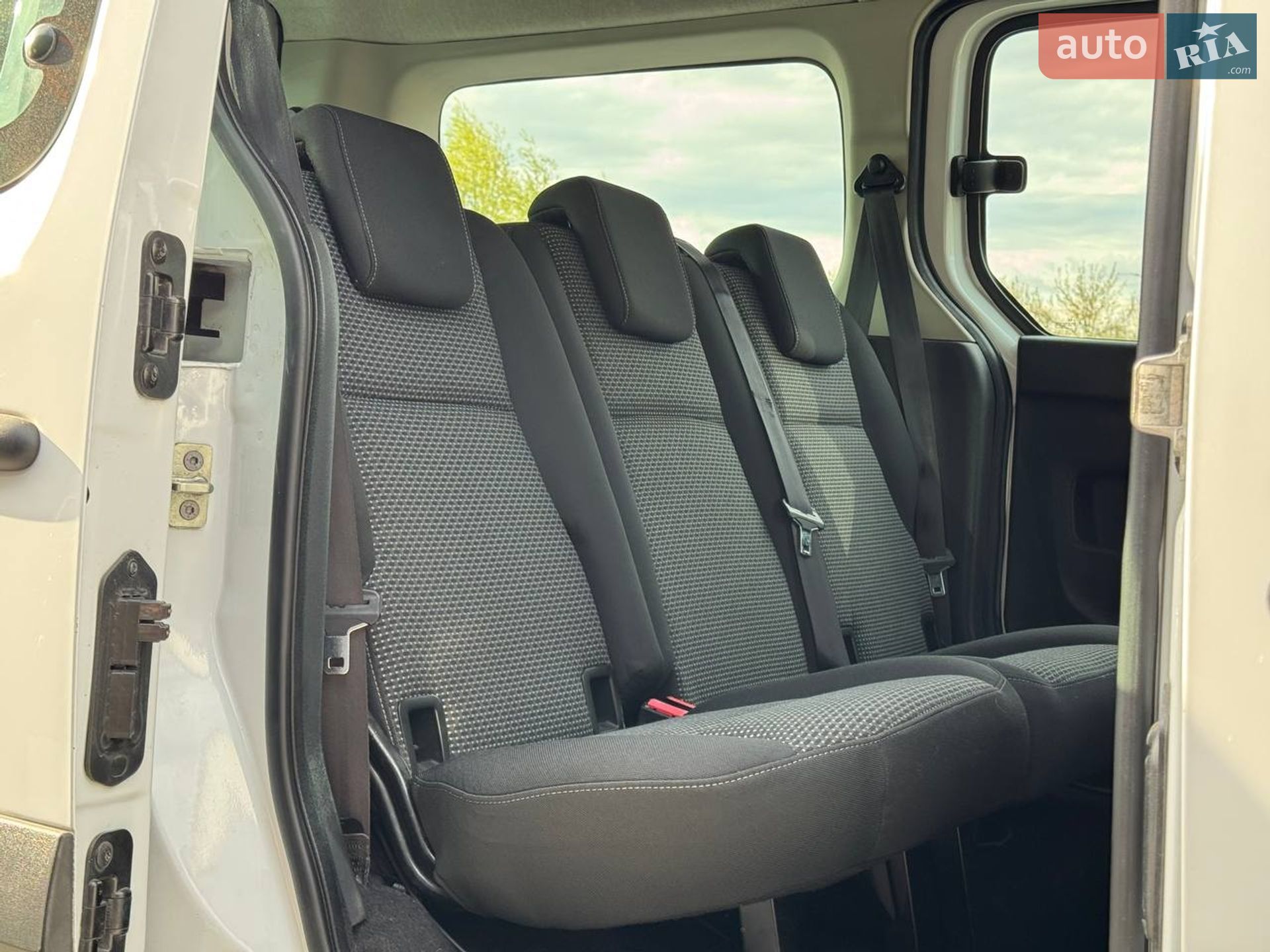 Mercedes-Benz Citan 2018 VIN WDF4157051U235661 фото оголошення 45 з 66