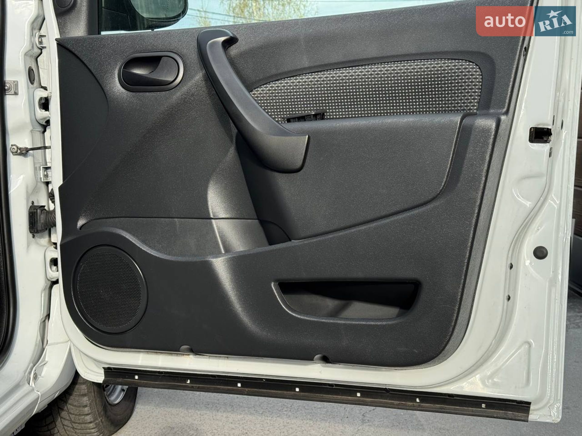 Mercedes-Benz Citan 2018 VIN WDF4157051U235661 фото оголошення 47 з 66