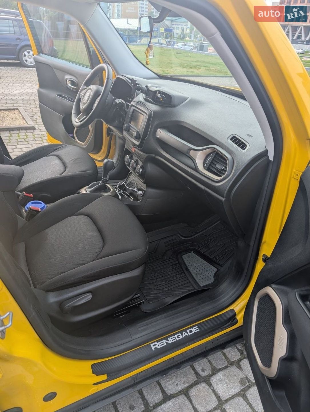 Jeep Renegade 2017 VIN ZACCJAAB6HPF31242 фото оголошення 14 з 17