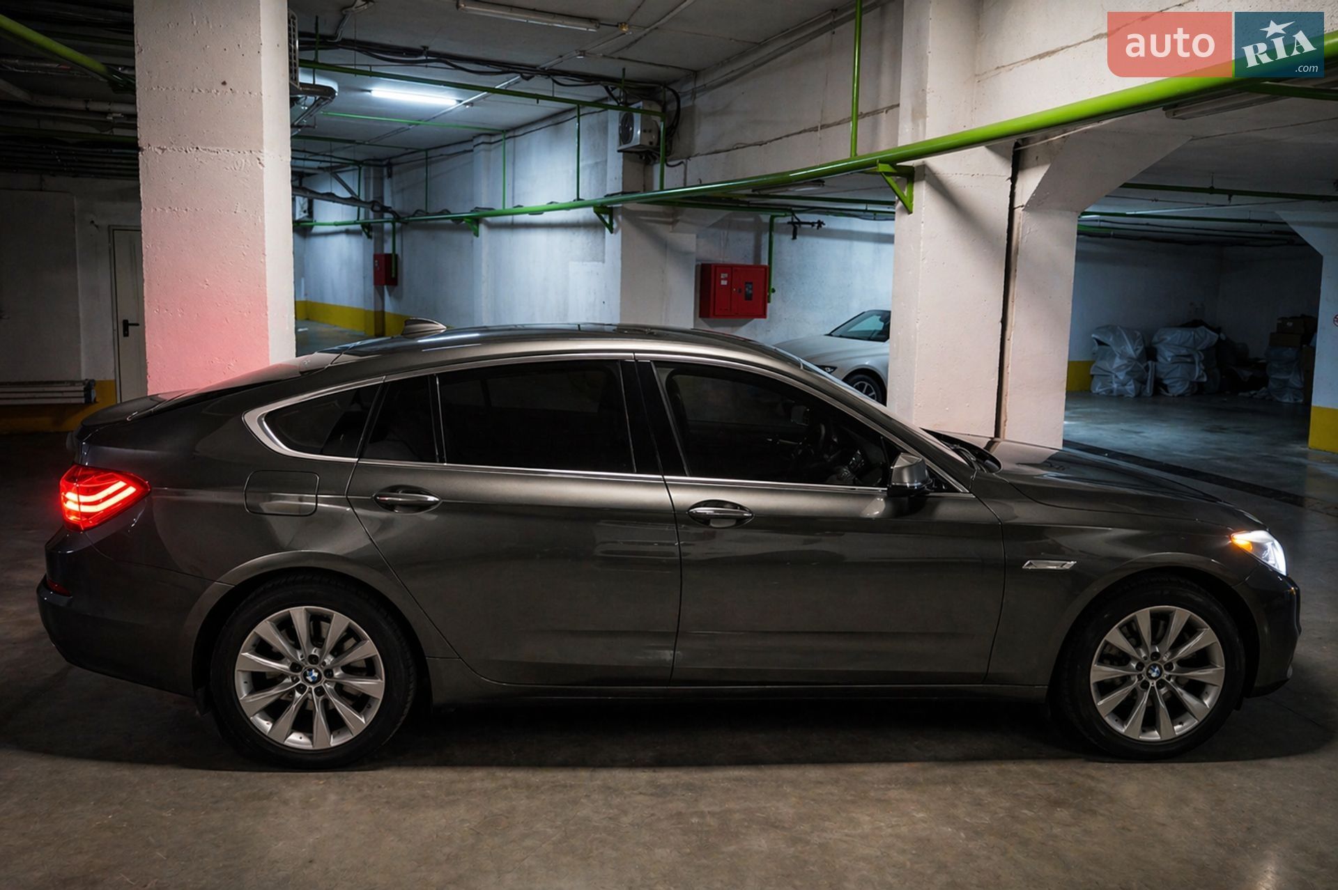 BMW 5 Series GT 2015 VIN WBA5N21030G265663 фото оголошення 17 з 73