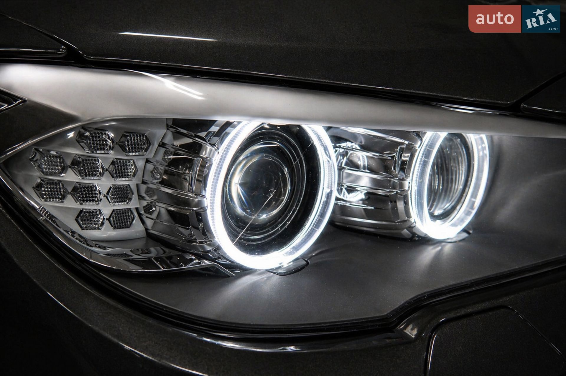 BMW 5 Series GT 2015 VIN WBA5N21030G265663 фото оголошення 19 з 73