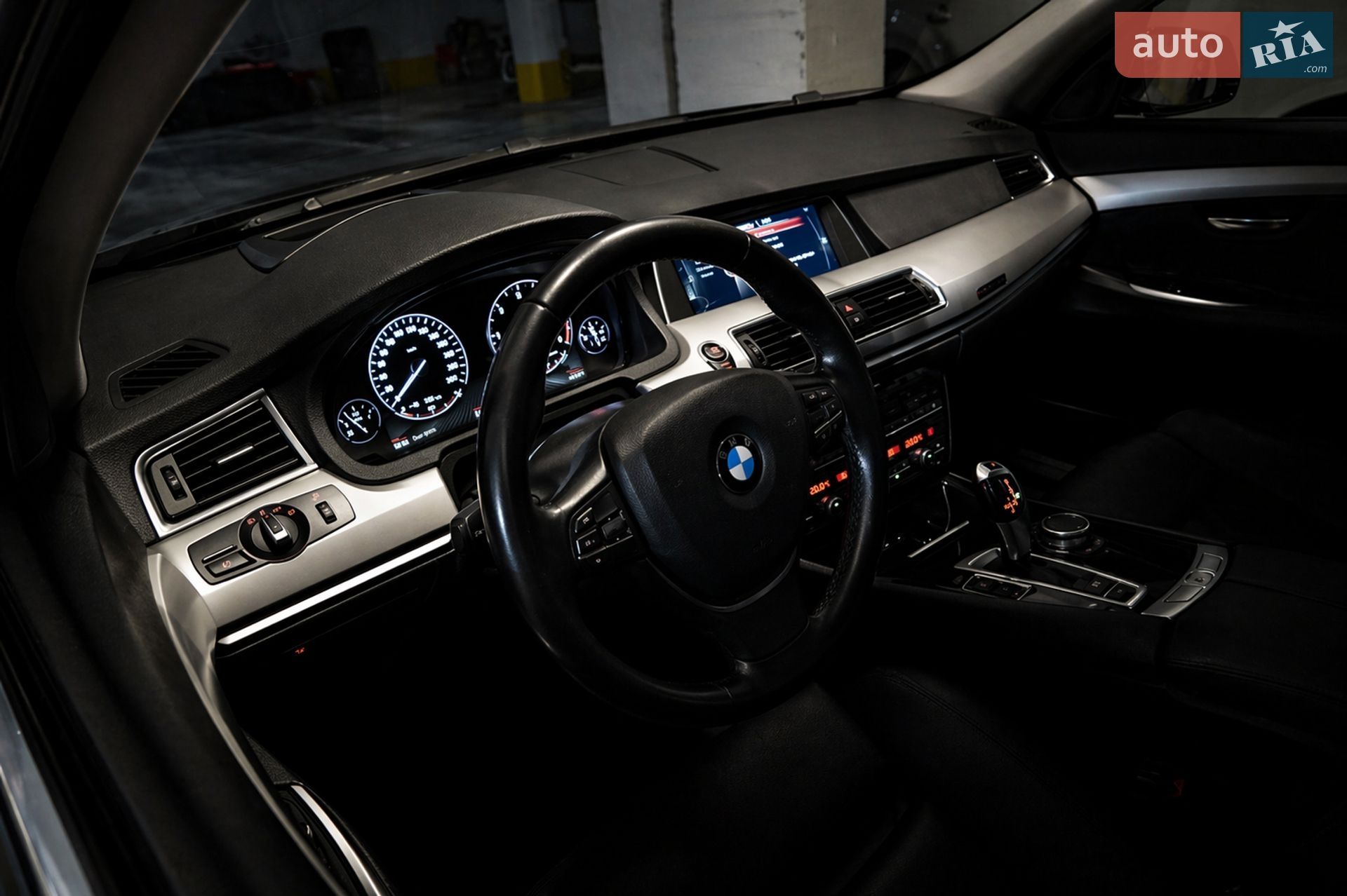 BMW 5 Series GT 2015 VIN WBA5N21030G265663 фото оголошення 22 з 73