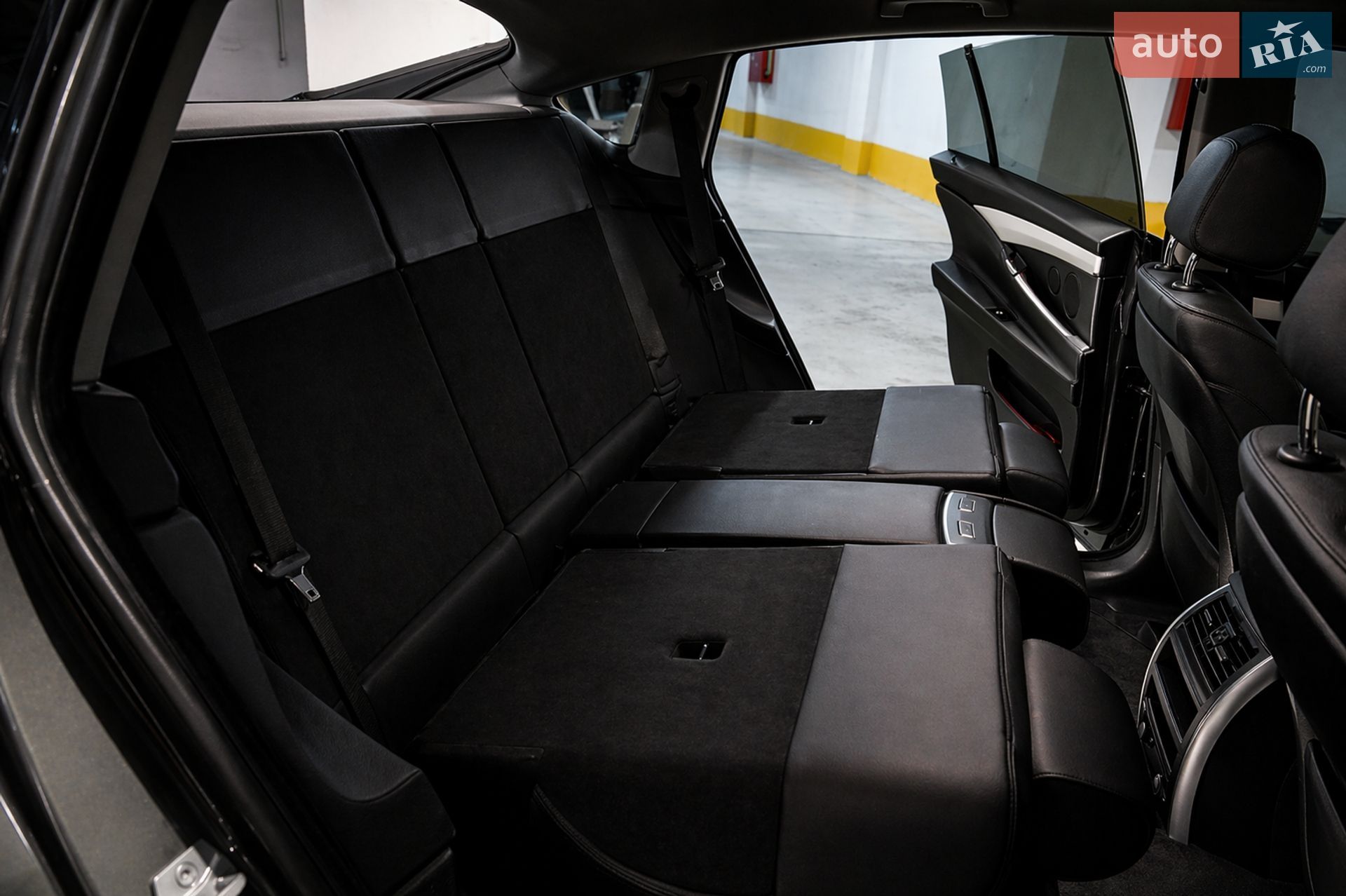 BMW 5 Series GT 2015 VIN WBA5N21030G265663 фото оголошення 61 з 73