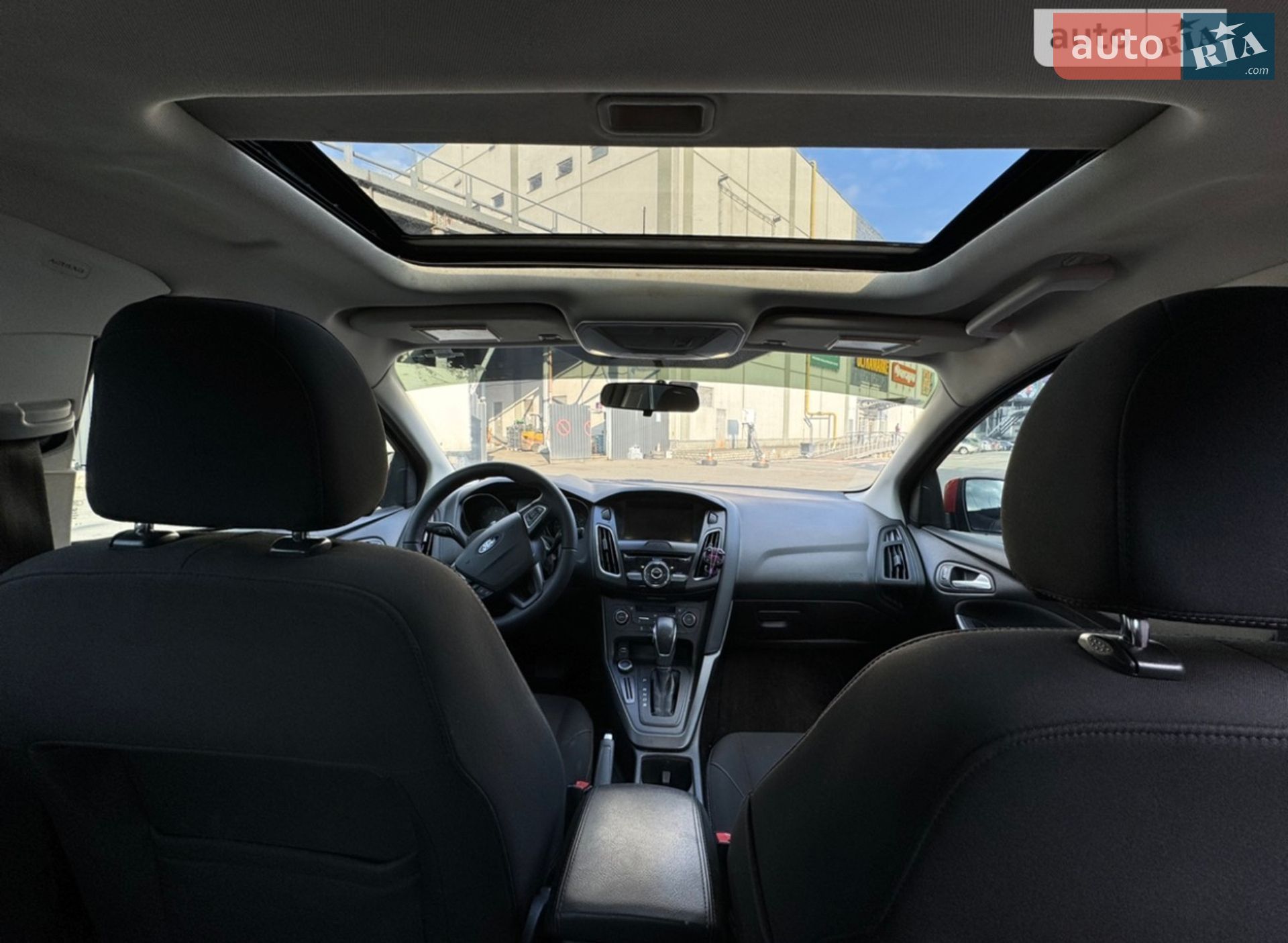 Ford Focus 2017 VIN 1FADP3H2XHL225384 фото оголошення 23 з 24