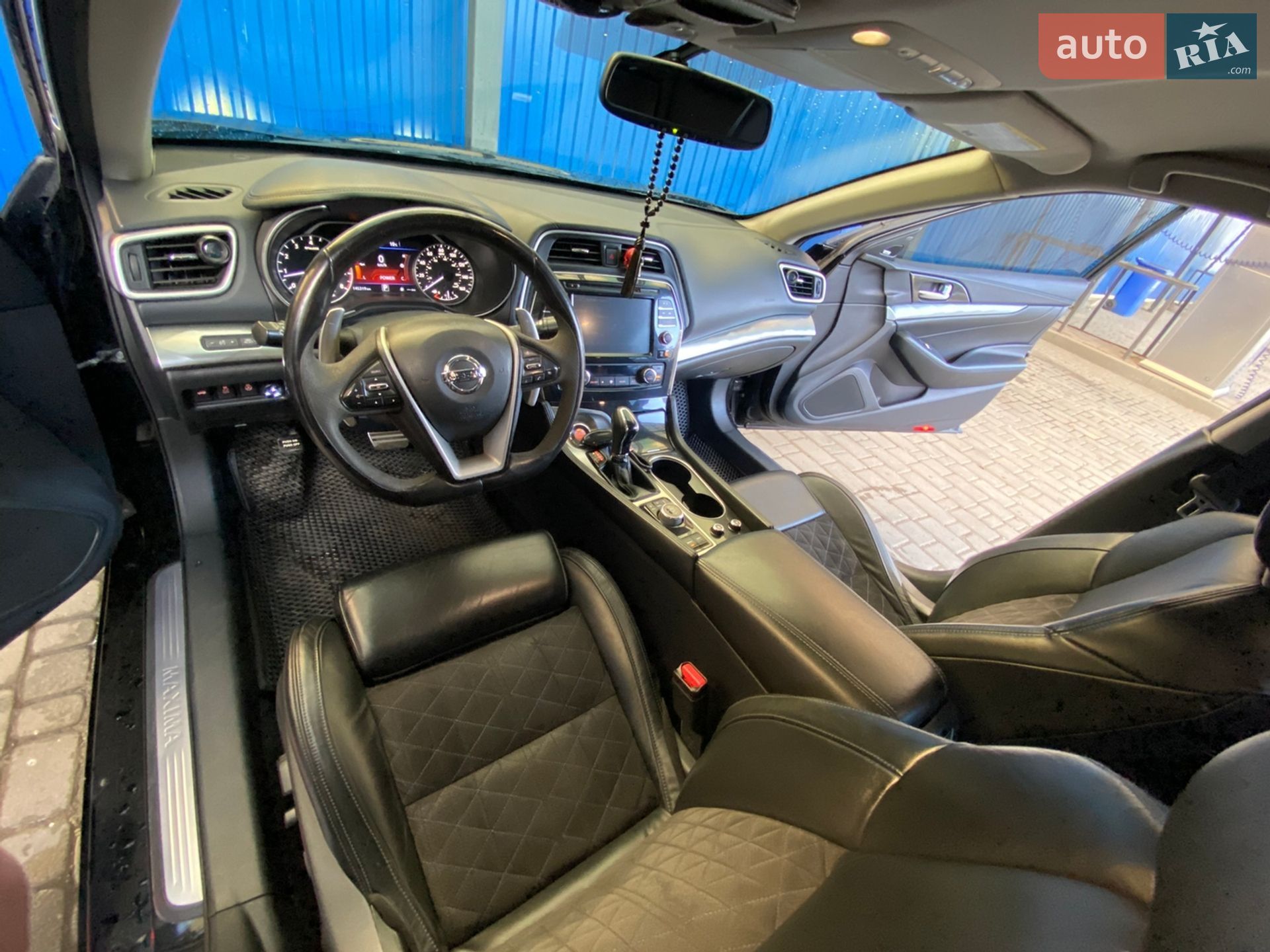 Nissan Maxima 2017 VIN 1N4AA6AP2HC453617 фото оголошення 6 з 9