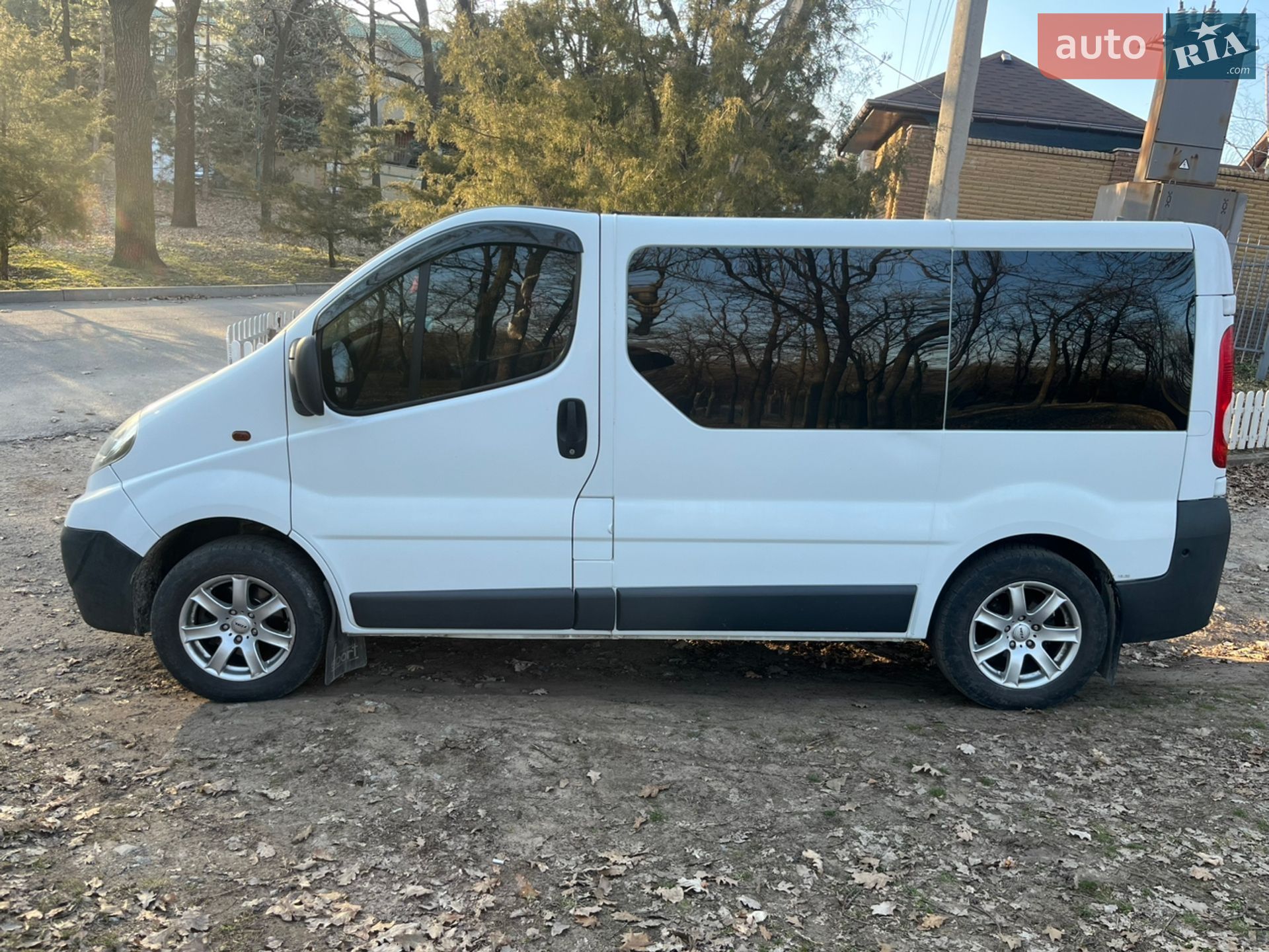 Opel Vivaro 2010 VIN W0LJ7ASA6BV607077 фото оголошення 2 з 20