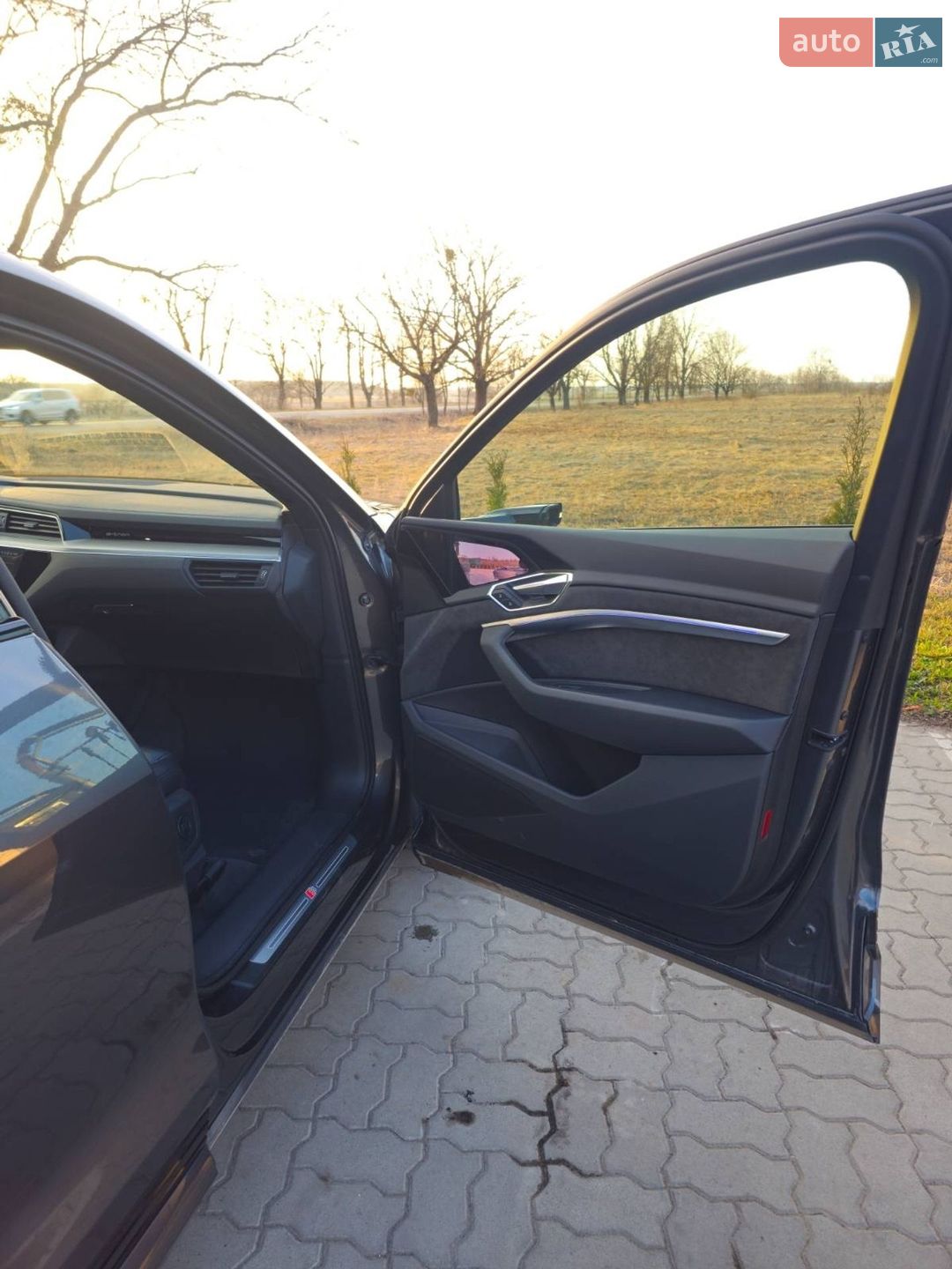Audi e-tron 2021 VIN WAUZZZGE0MB042677 фото оголошення 20 з 45