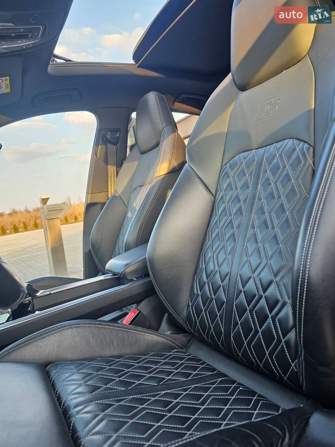 Audi e-tron 2021 VIN WAUZZZGE0MB042677 фото оголошення 41 з 45