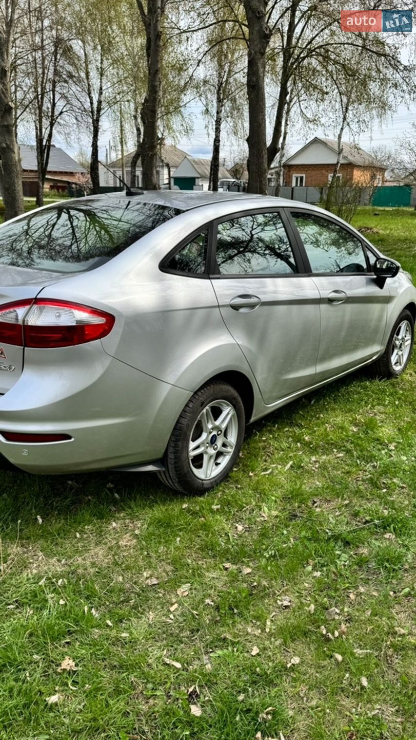 Ford Fiesta 2017 VIN 3FADP4BJ3HM126250 фото оголошення 5 з 13