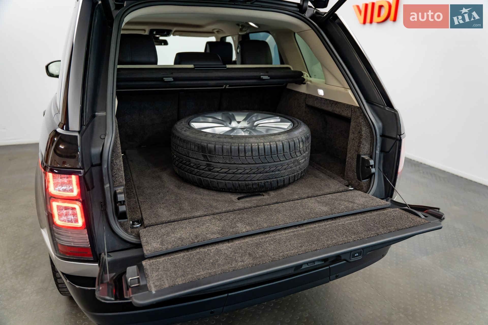 Land Rover Range Rover 2014 VIN SALGA2FF1FA211044 фото оголошення 7 з 20