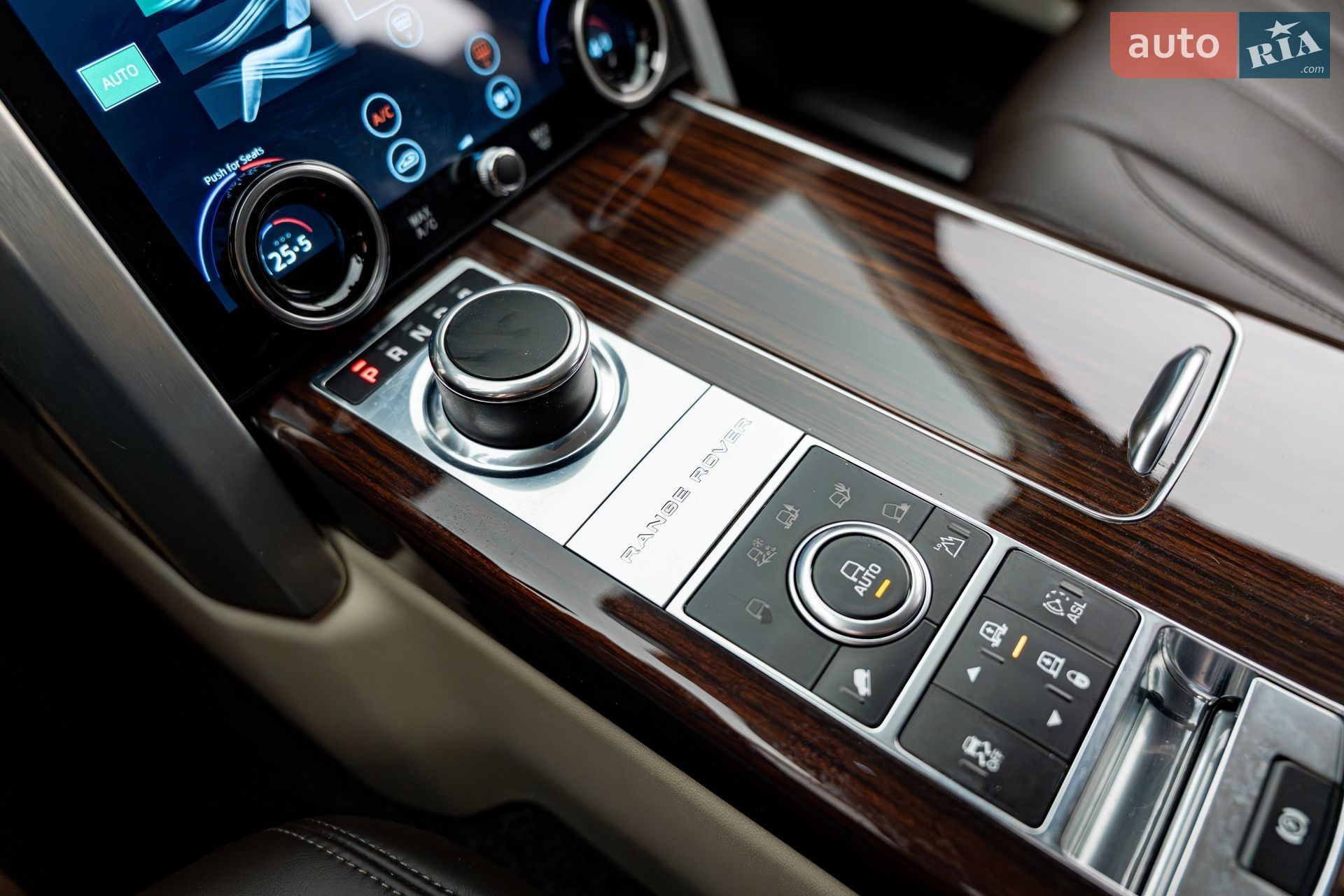 Land Rover Range Rover 2014 VIN SALGA2FF1FA211044 фото оголошення 18 з 20