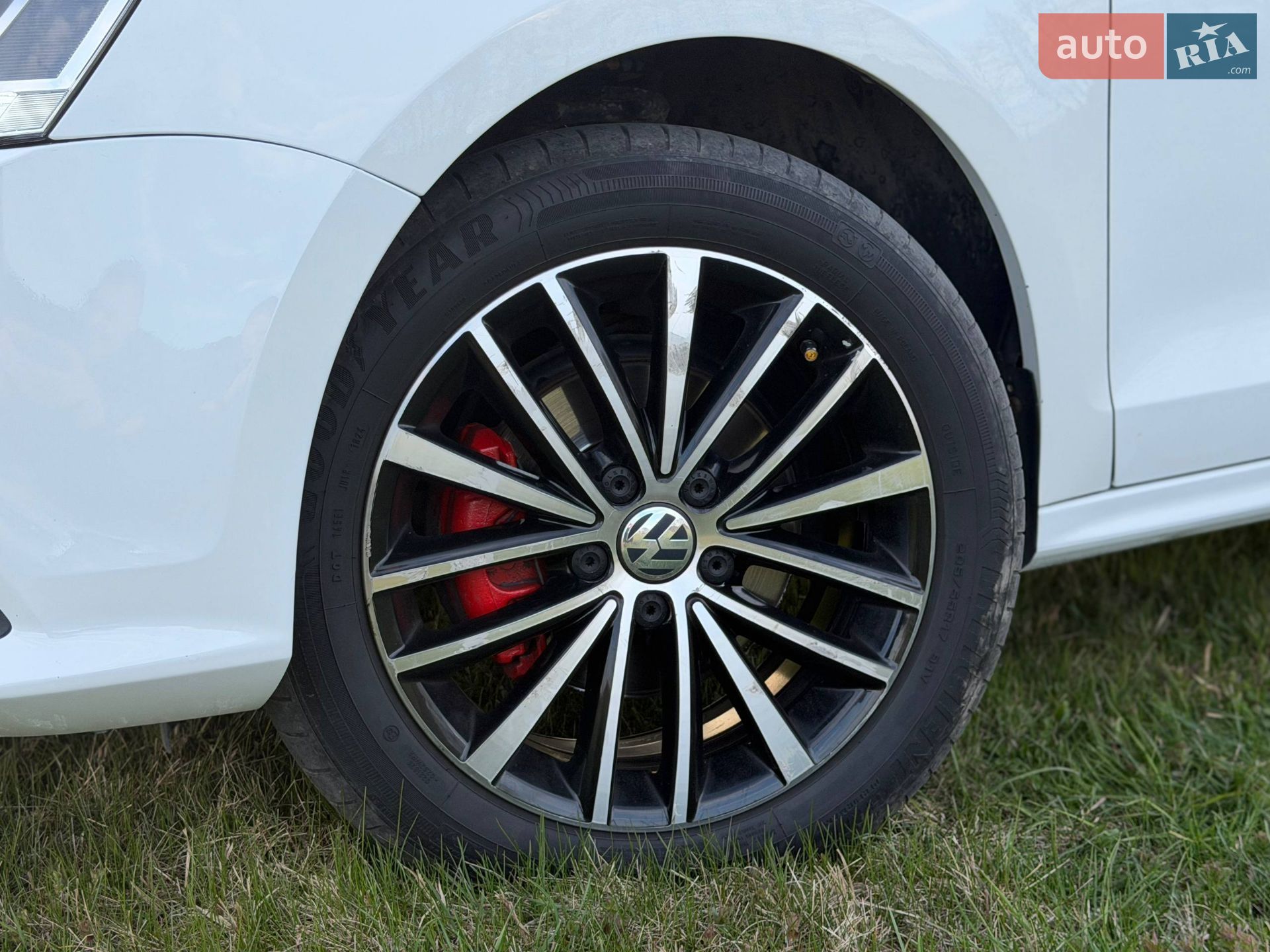 Volkswagen Jetta 2015 VIN WVWZZZ16ZGM020840 фото оголошення 4 з 22