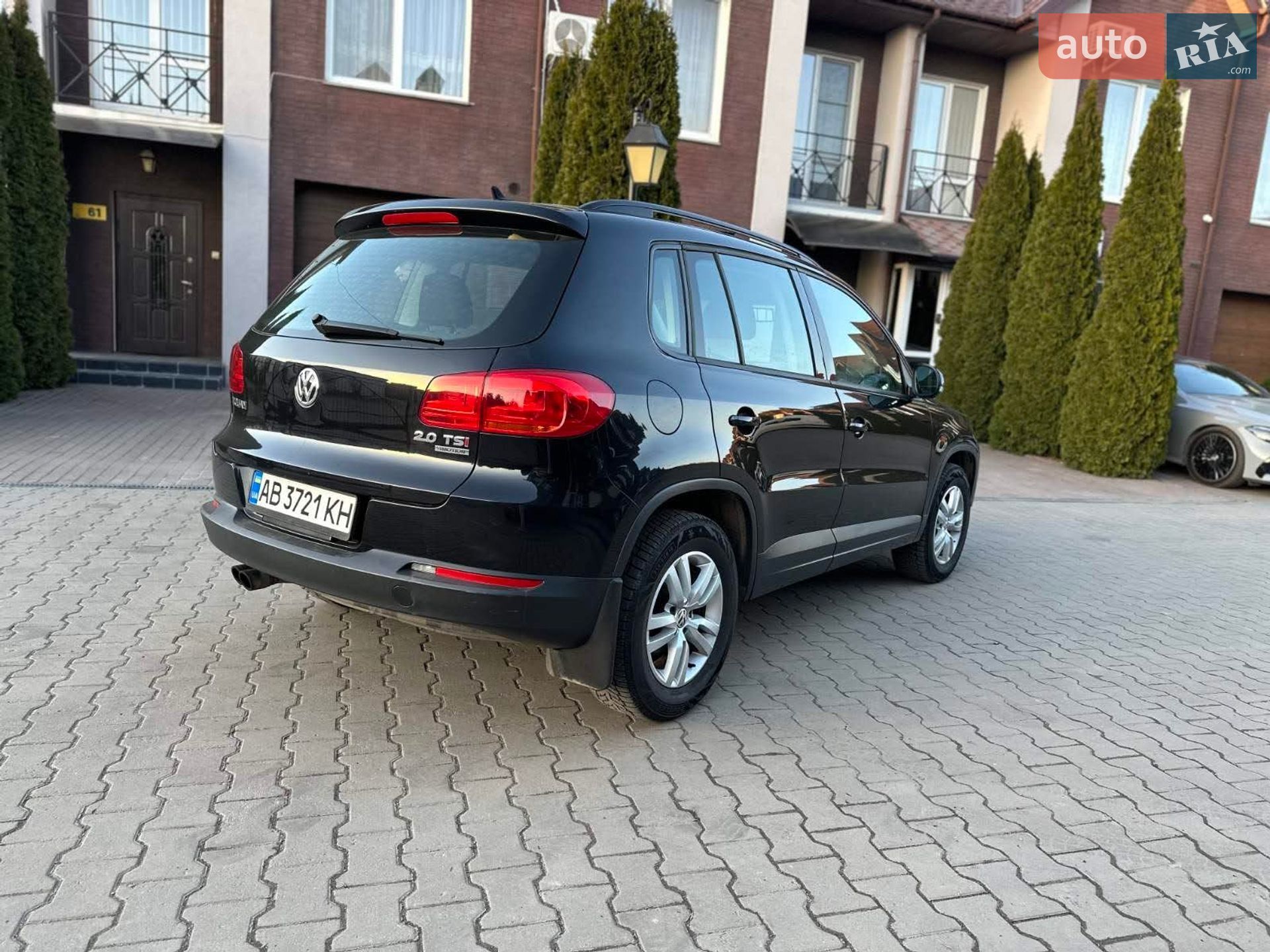 Volkswagen Tiguan 2015 VIN WVGBV7AX9FW612357 фото оголошення 9 з 14