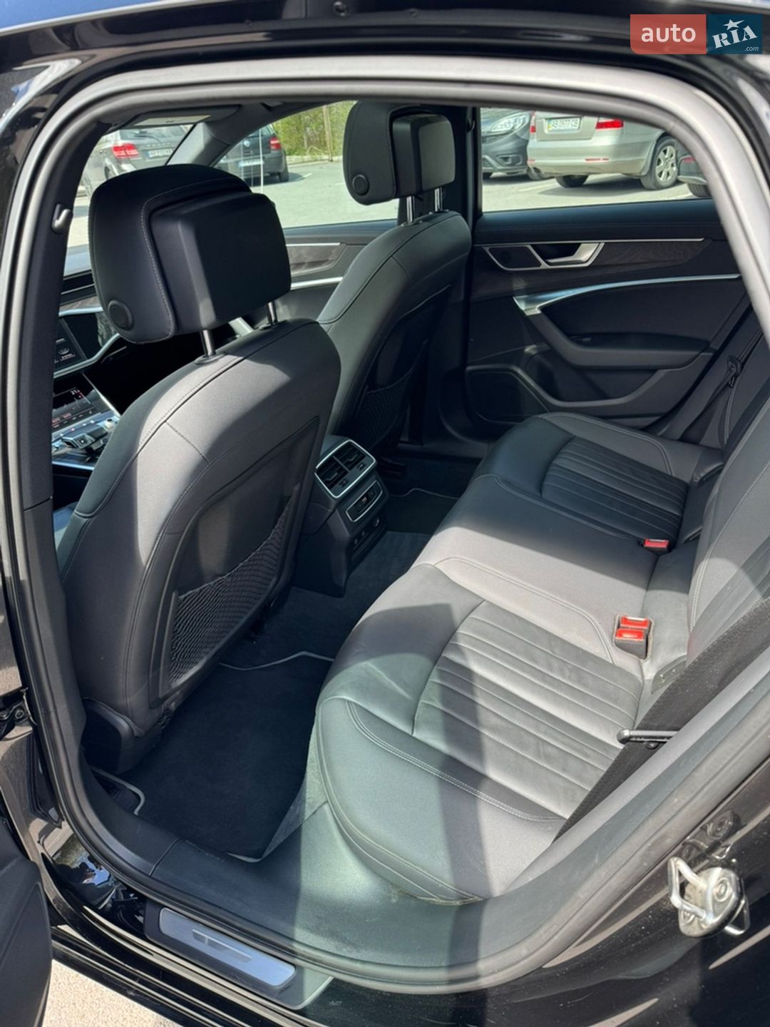 Audi A6 2020 VIN WAUK2AF25MN011597 фото оголошення 10 з 18