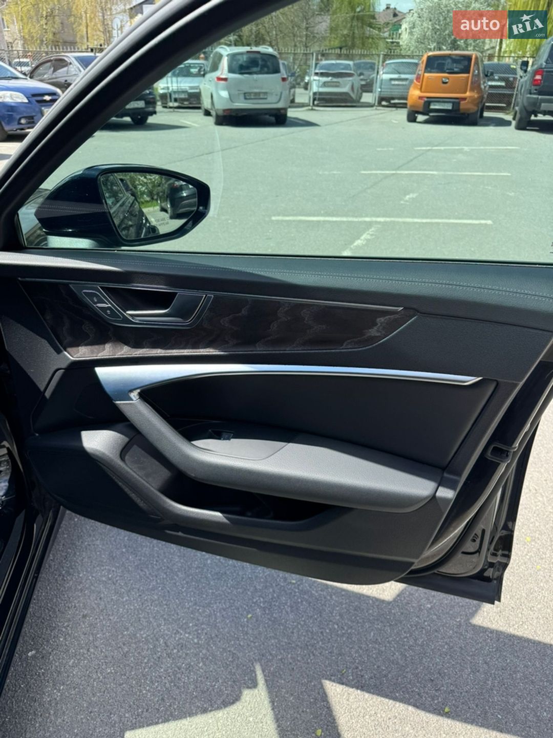 Audi A6 2020 VIN WAUK2AF25MN011597 фото оголошення 14 з 18