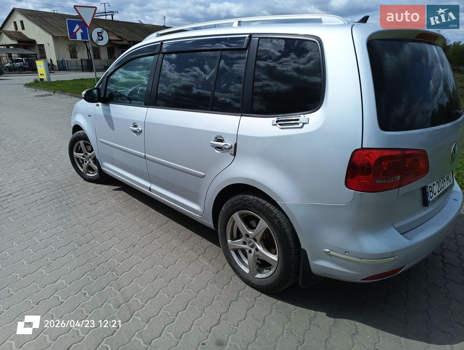 Volkswagen Touran 2013 VIN WVGZZZ1TZEW008997 фото оголошення 12 з 32
