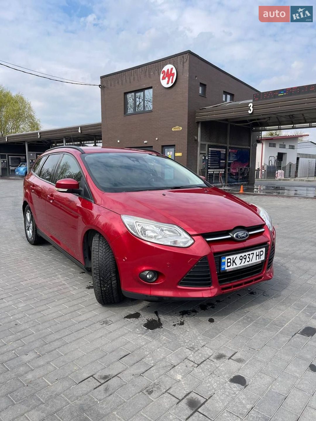 Ford Focus 2014 VIN WF0LXXGCBLEY10576 фото оголошення 2 з 17