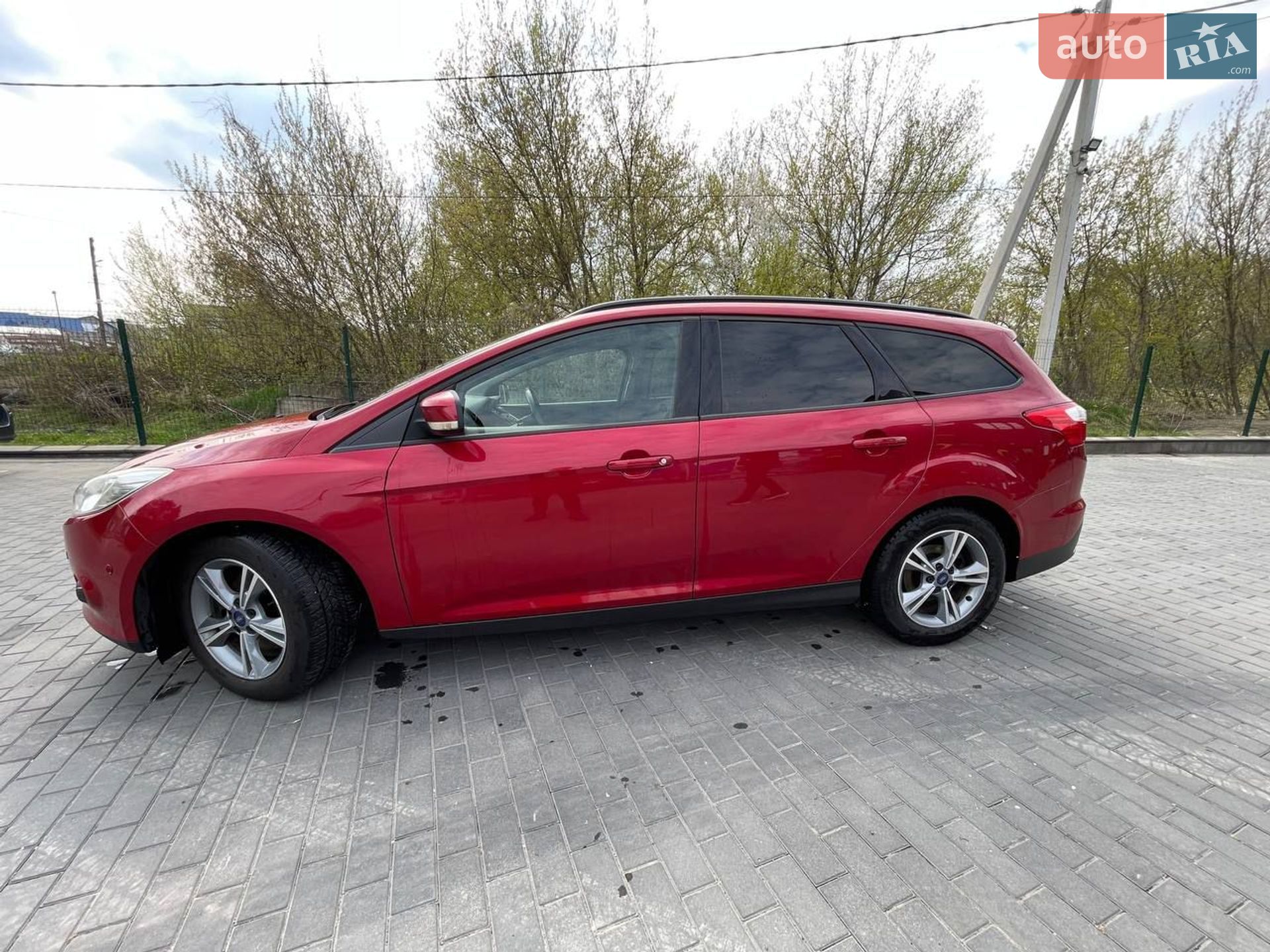 Ford Focus 2014 VIN WF0LXXGCBLEY10576 фото оголошення 5 з 17