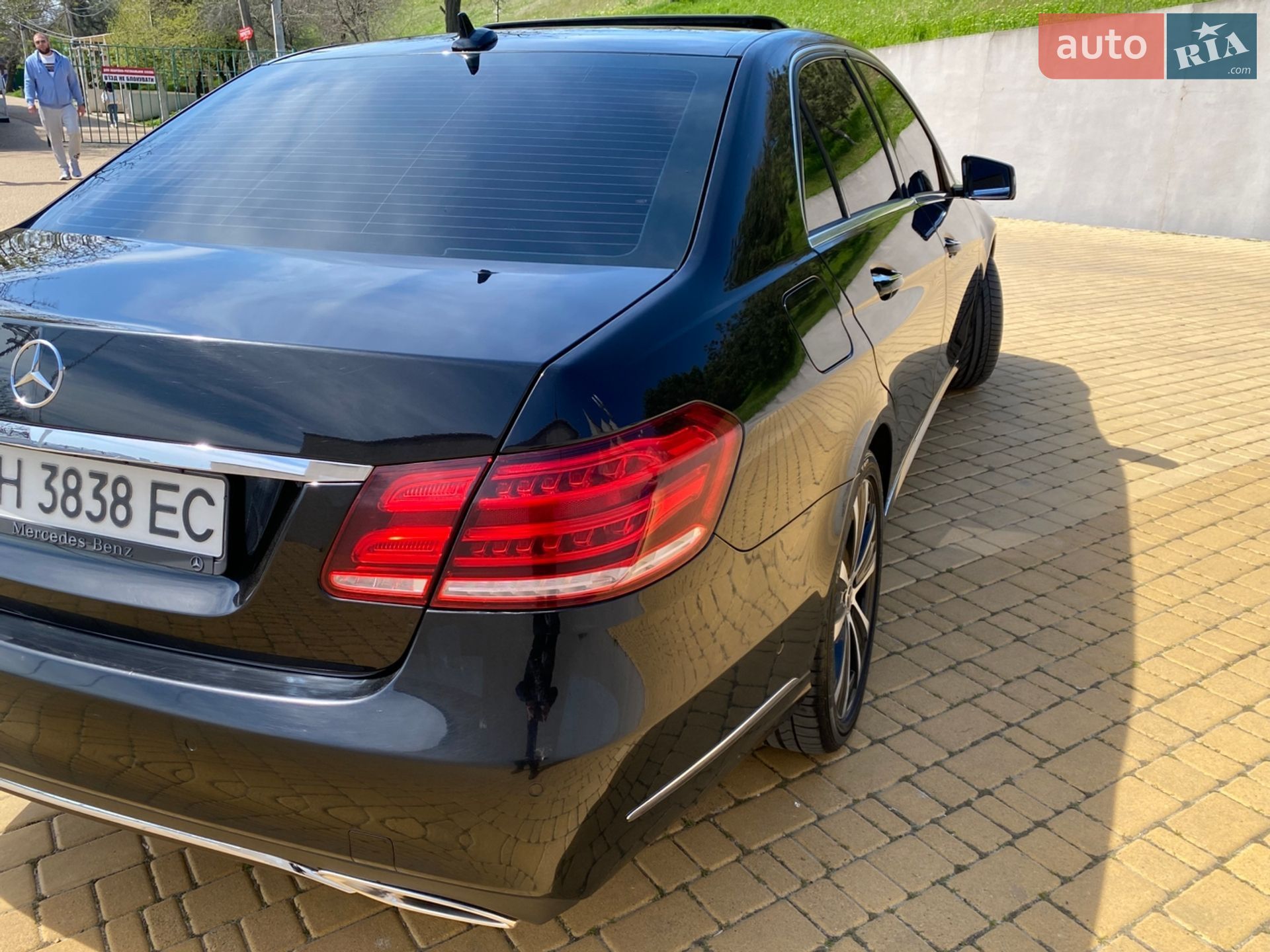 Mercedes-Benz E-Class 2013 VIN WDD2120981A828903 фото оголошення 12 з 87