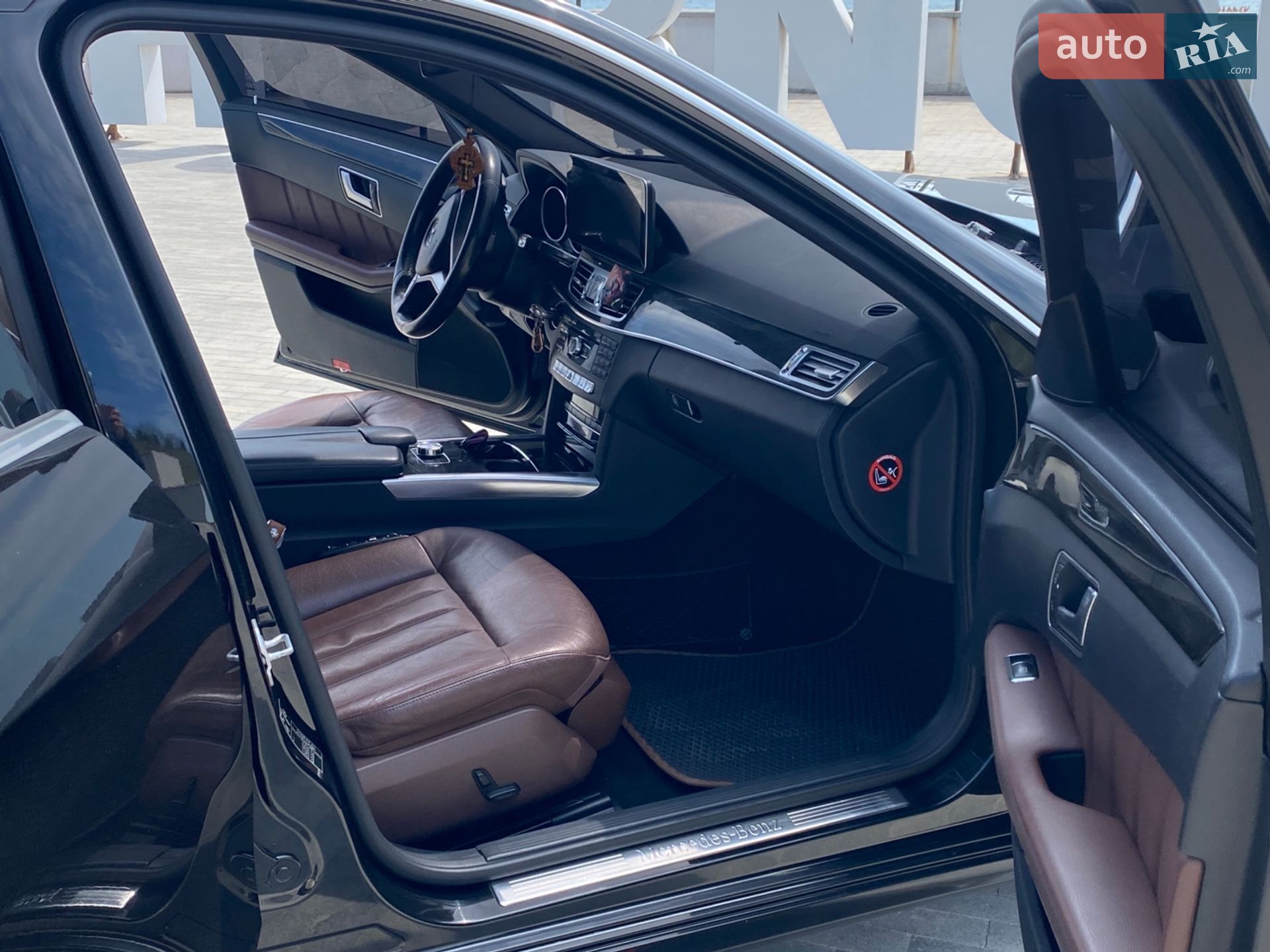 Mercedes-Benz E-Class 2013 VIN WDD2120981A828903 фото оголошення 29 з 87