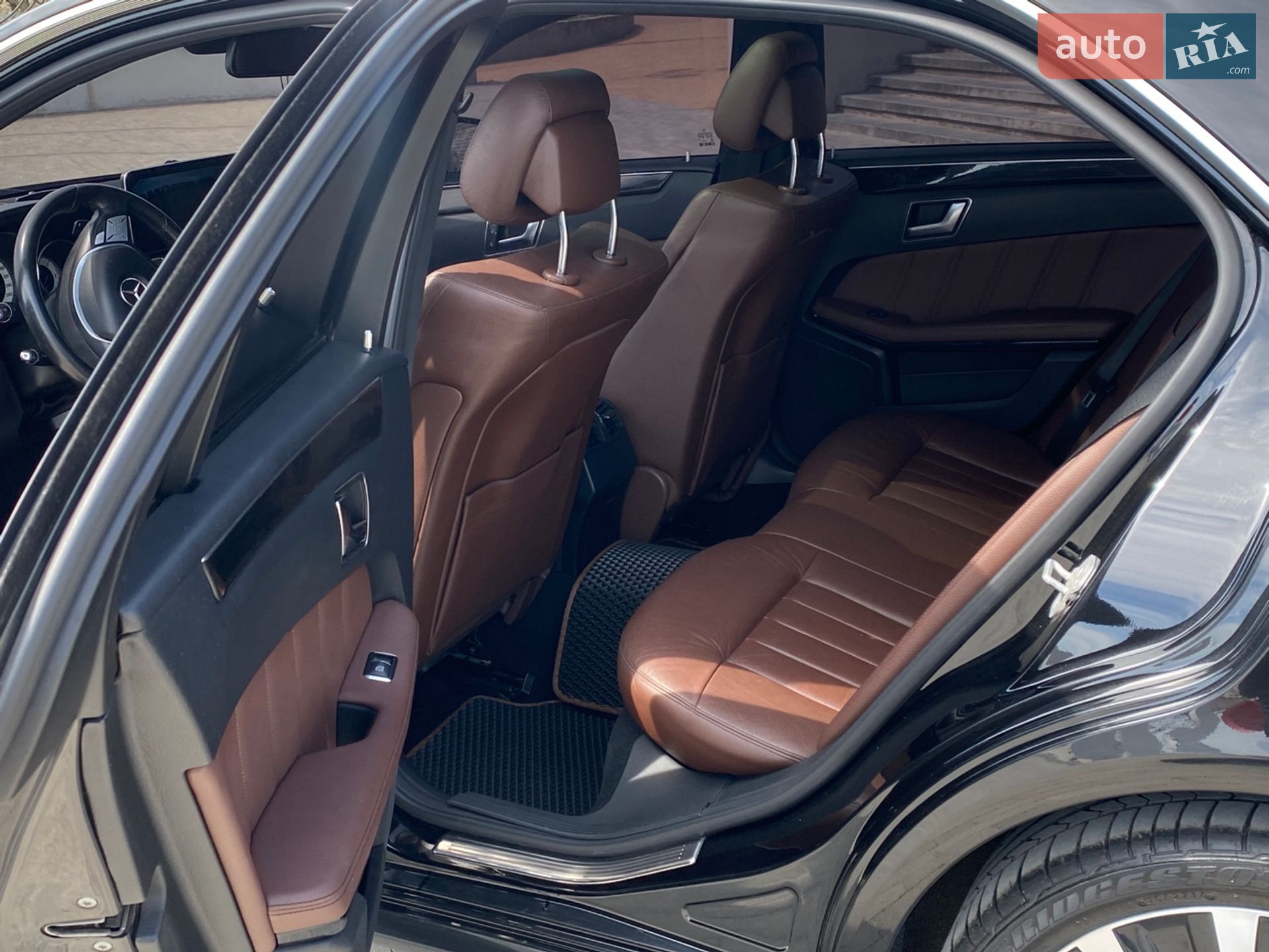 Mercedes-Benz E-Class 2013 VIN WDD2120981A828903 фото оголошення 30 з 87