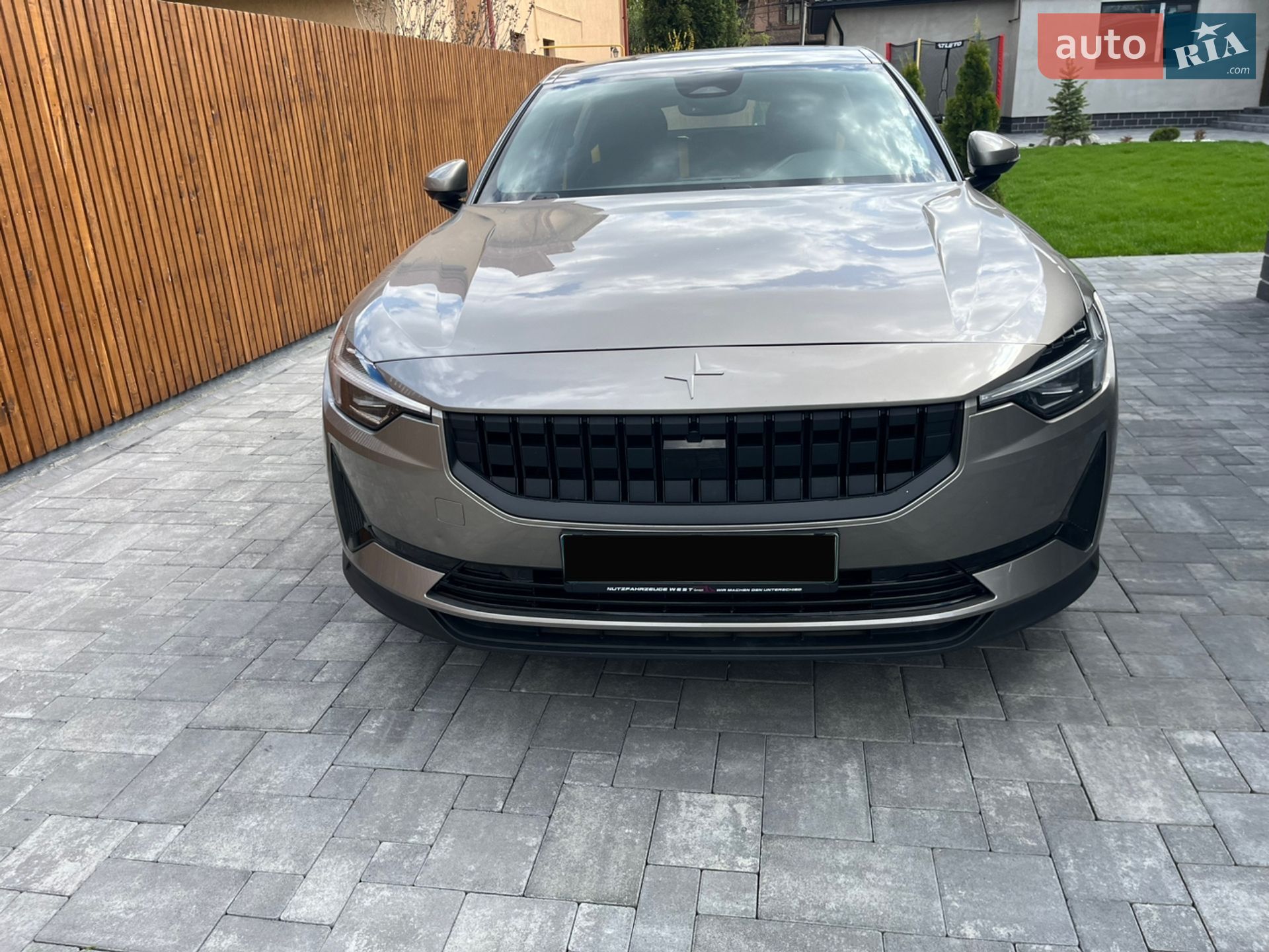 Polestar 2 2021 VIN LPSED3KA8NL053674 фото оголошення 2 з 8