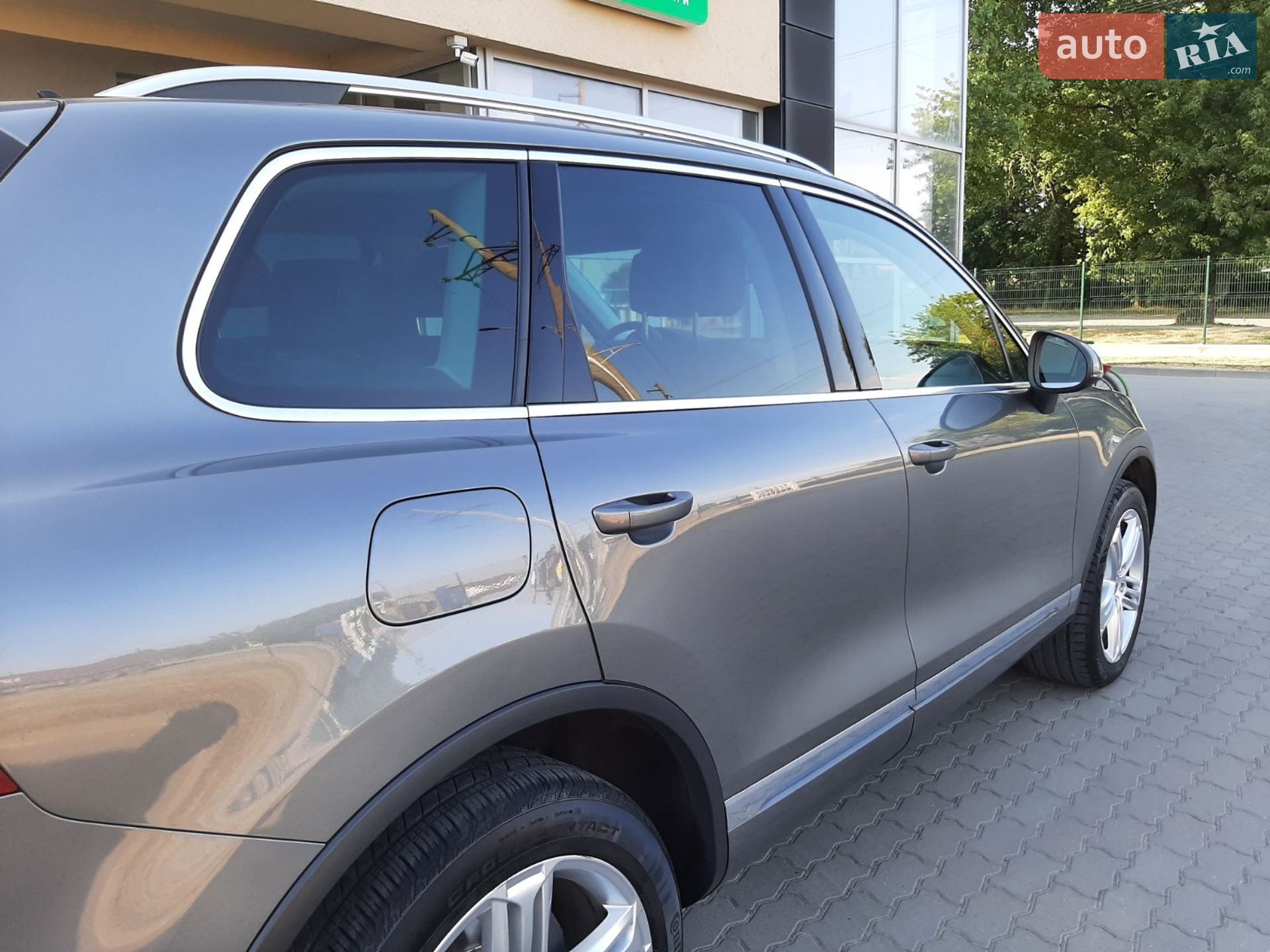 Volkswagen Touareg 2015 VIN WVGZZZ7PZFD021496 фото оголошення 2 з 16