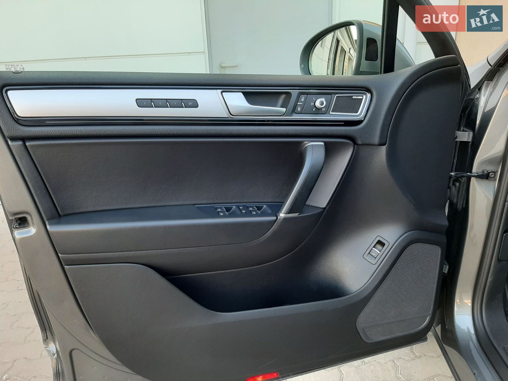 Volkswagen Touareg 2015 VIN WVGZZZ7PZFD021496 фото оголошення 3 з 16